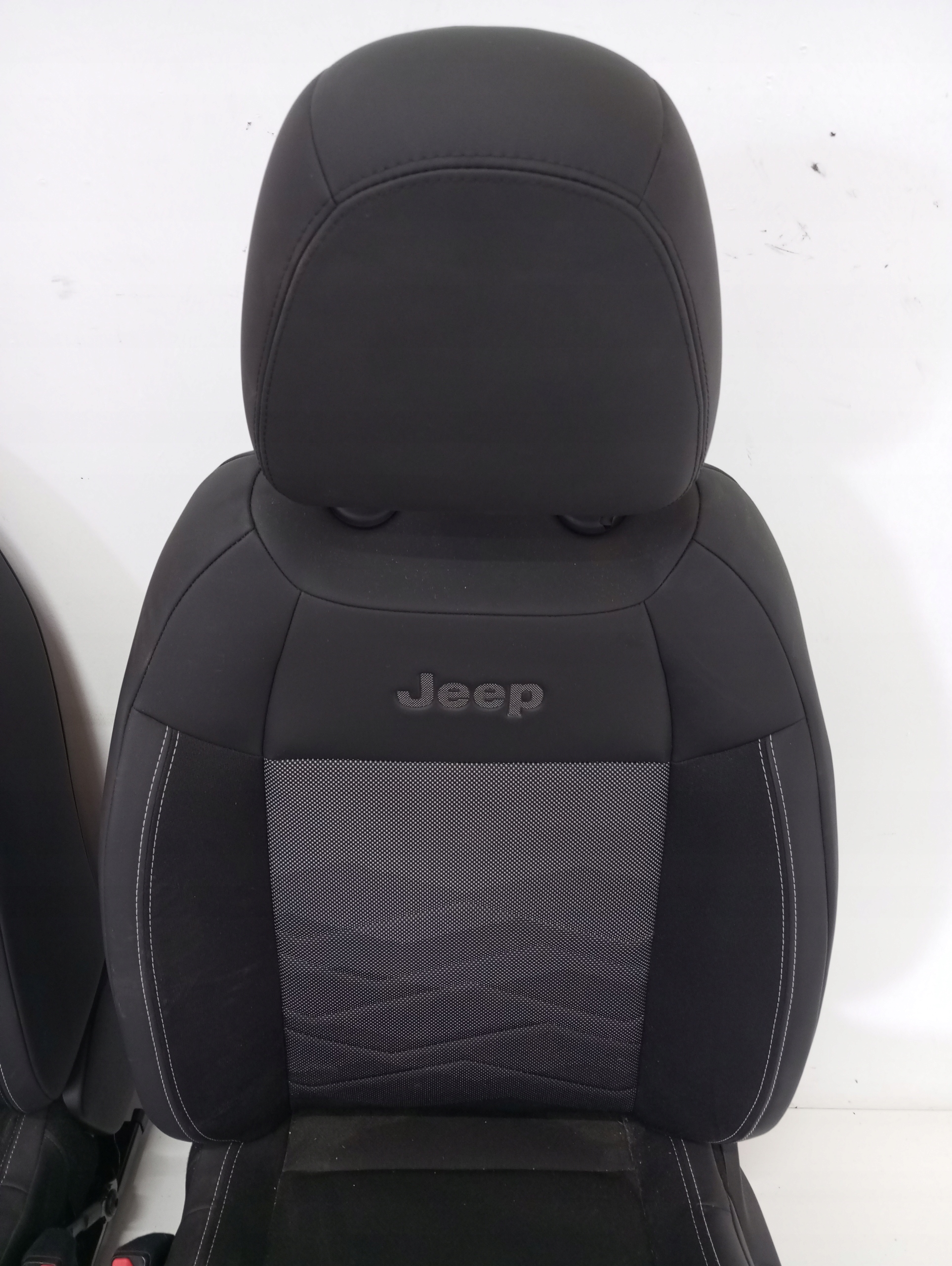 upholstery seat front front PASAZER JEEP AVENGER