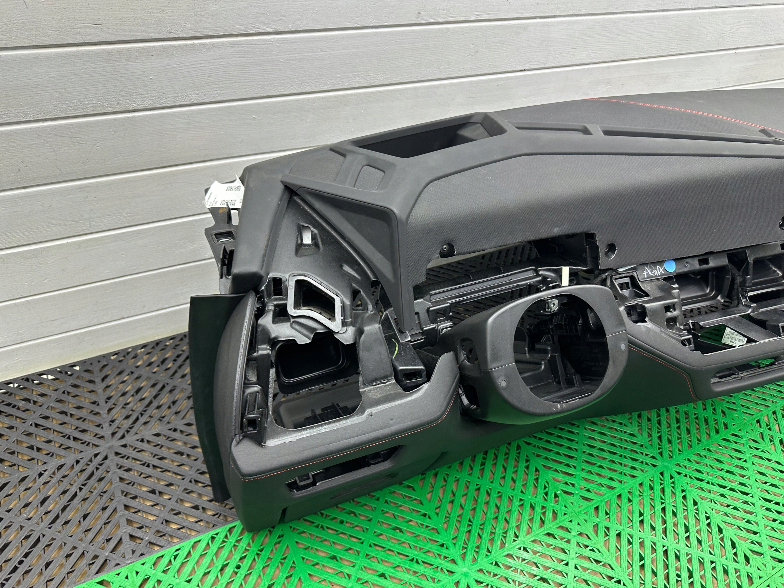 dashboard instrument panel console BMW XM G09