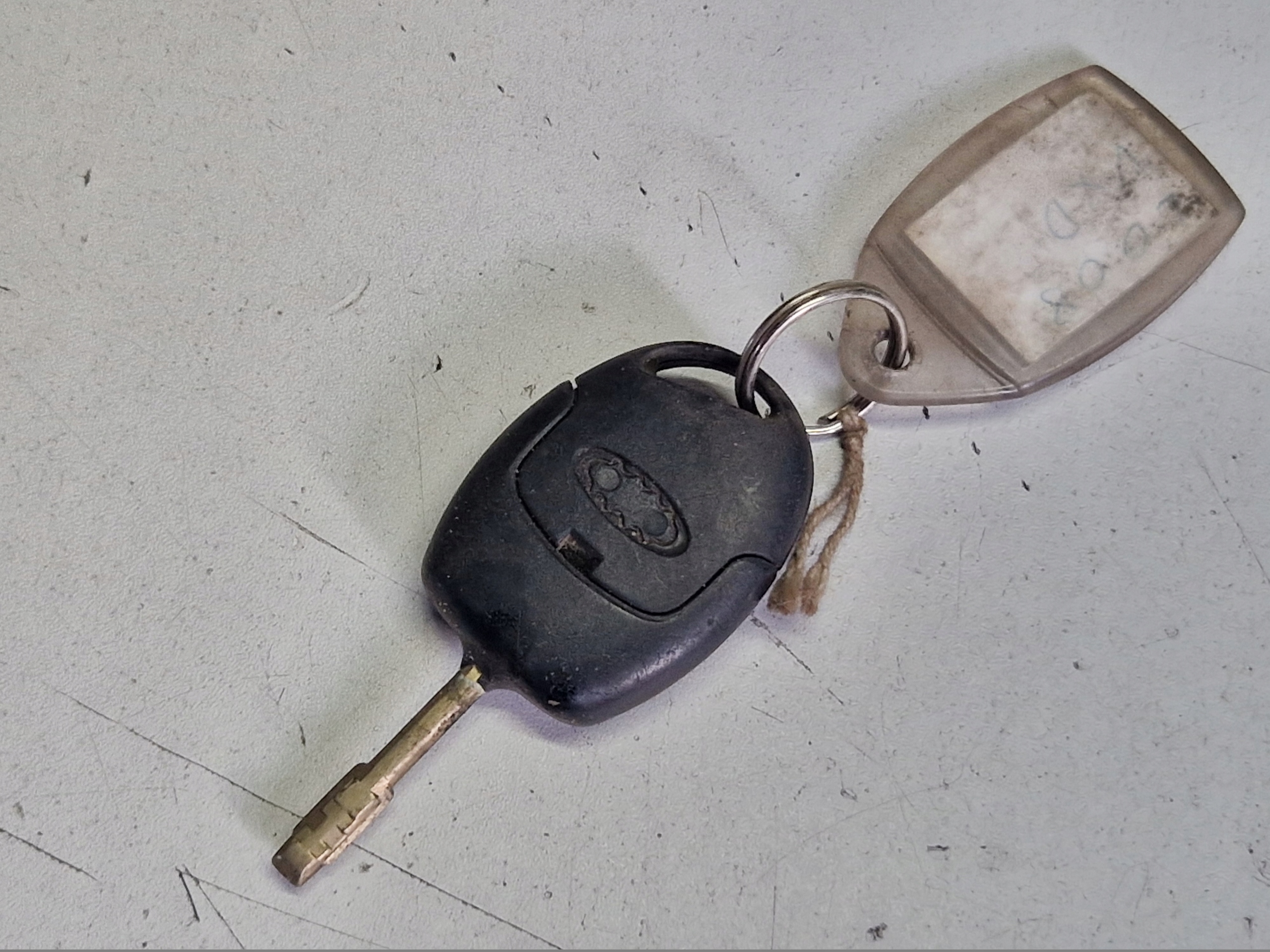 FORD klíček PILOT
