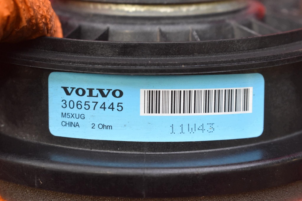 speaker left front 30657445 VOLVO V60 1 and 10-13