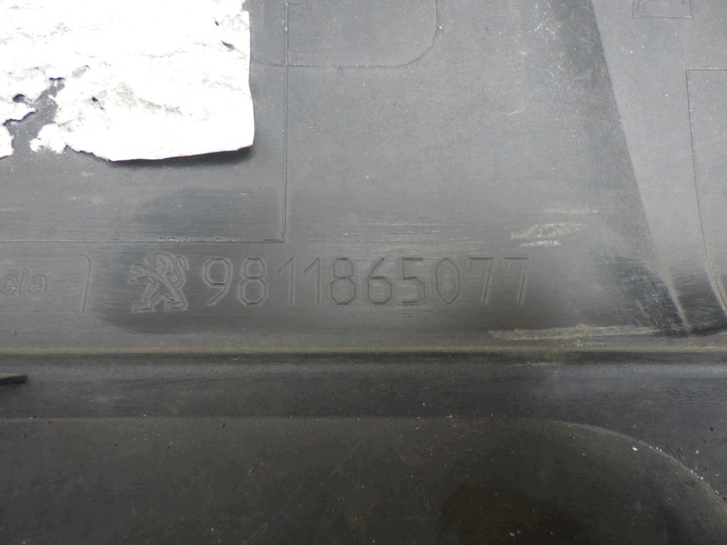 PEUGEOT 3008 II P84 16- bumper rear