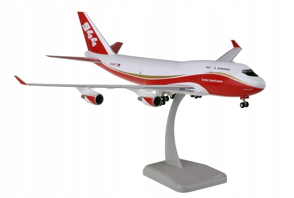 Model letadla Boeing 747-400 Global Tanker