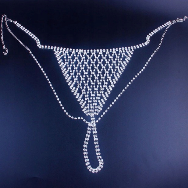 seksowna bielizna z łańcuszków stanik i majtki Model 7667