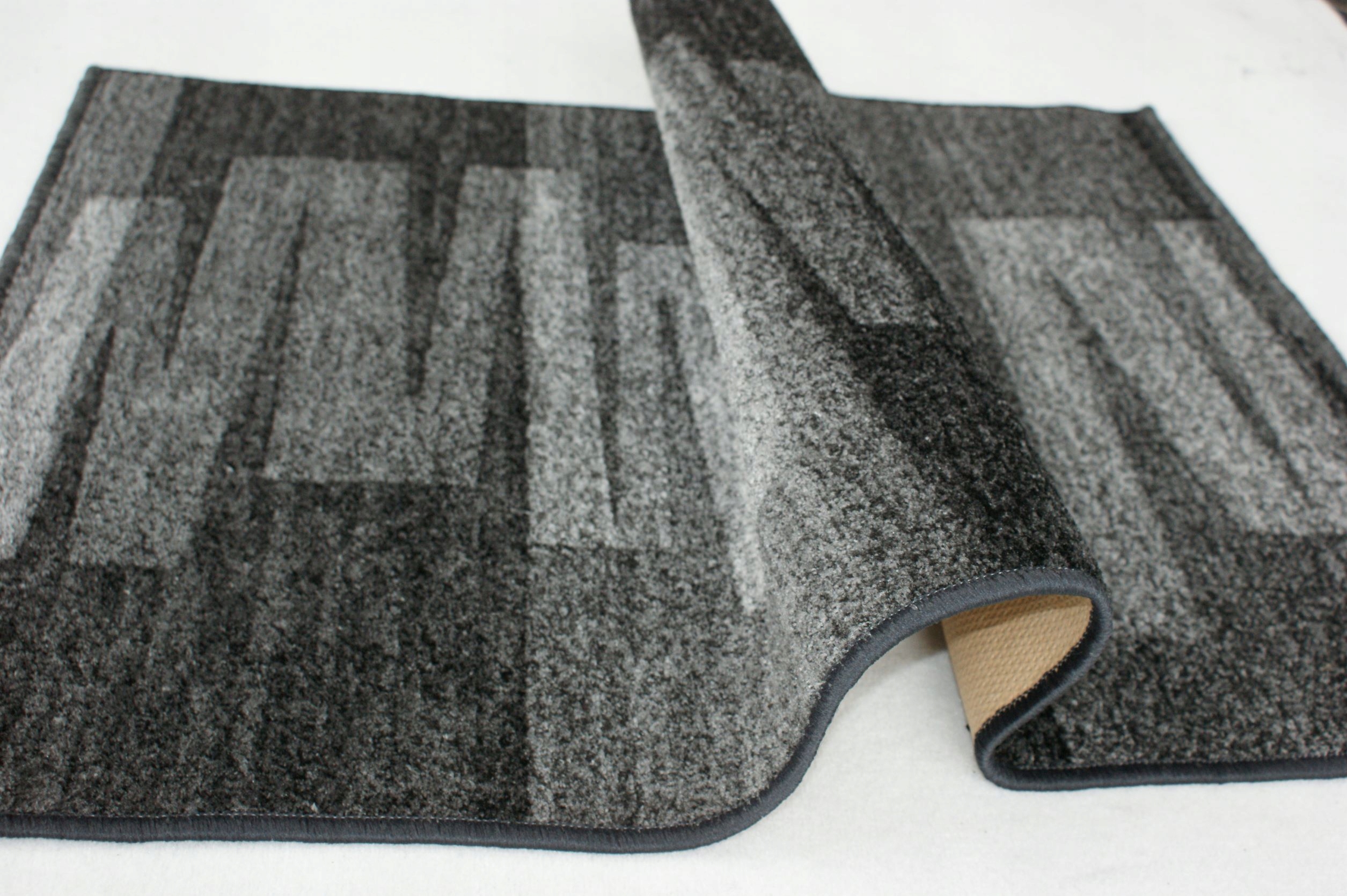 

Chodnik antypoślizgowy 67cm Veneto Grey