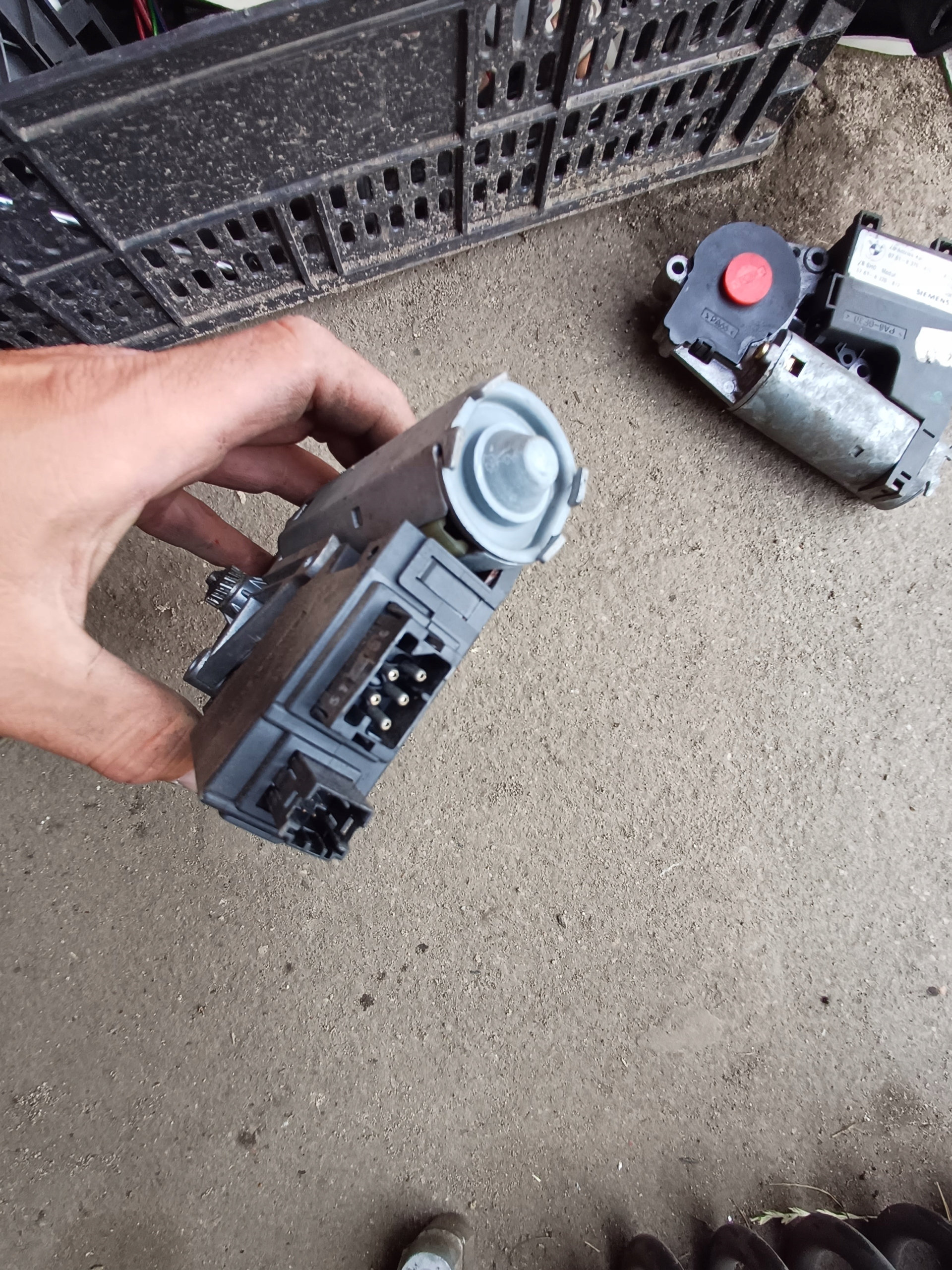 BMW E39 Motor Schiebedach 8370810