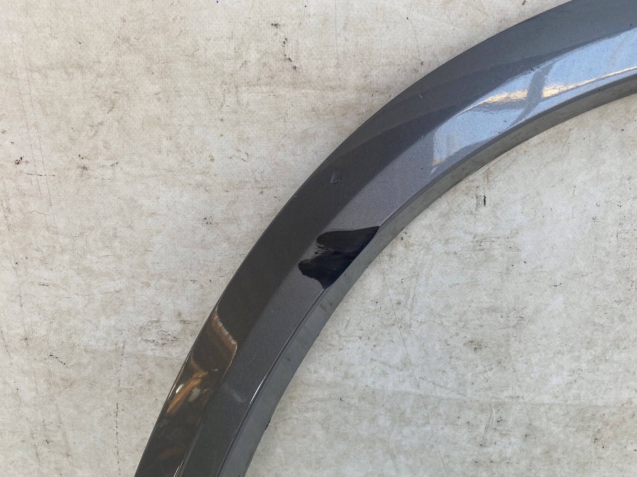 BMW X5 G05 m-packet moulding for fender right front front right 8069286