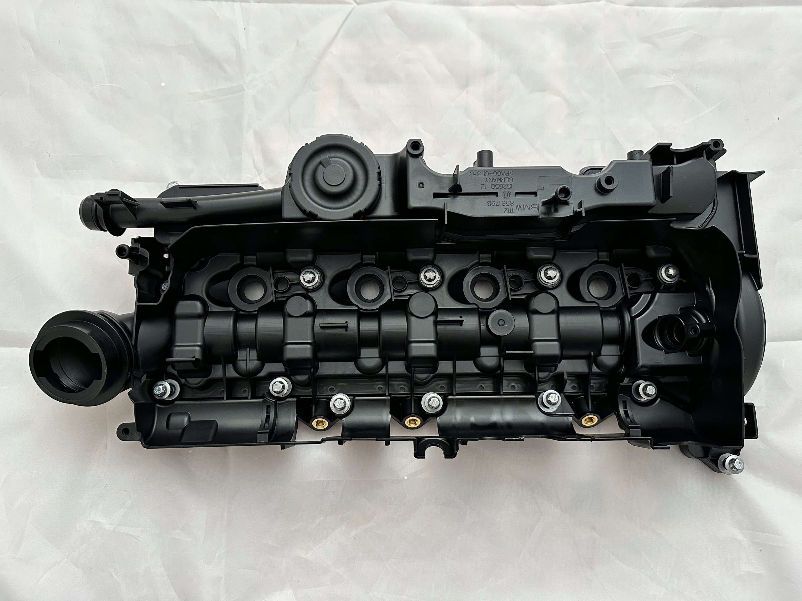 NOWA POKRYWA GŁOWICY ZAWORÓW BMW B47 F15 F30 F36 G01 G30 8581798 Numer katalogowy części 8581798