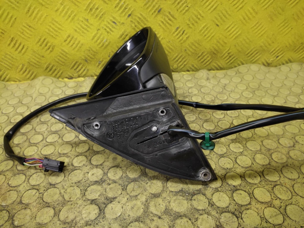 VW PASSAT B6 mirror right 9 PIN