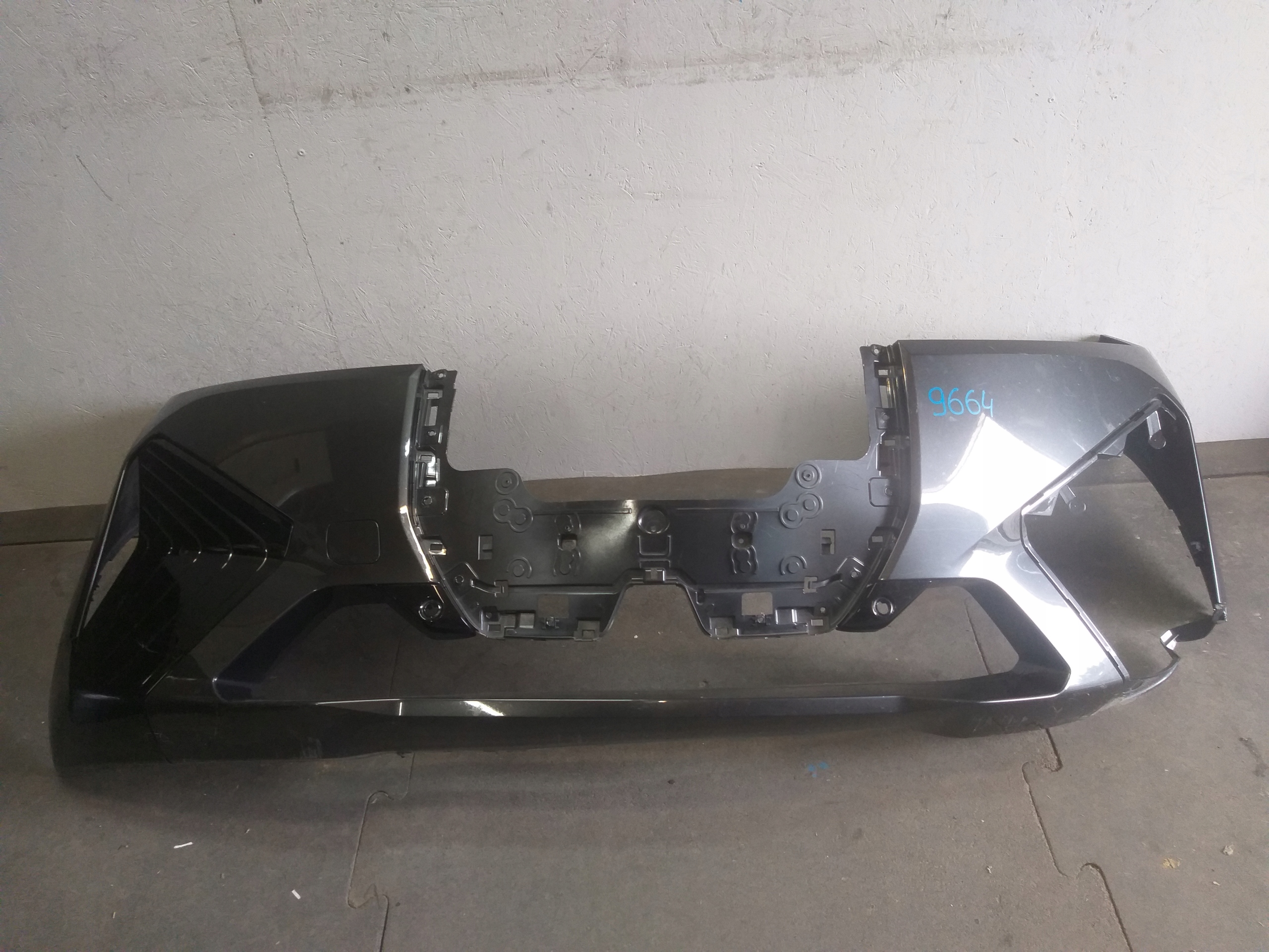 BUMPER FRONT BMW IX I20 M PAKIET