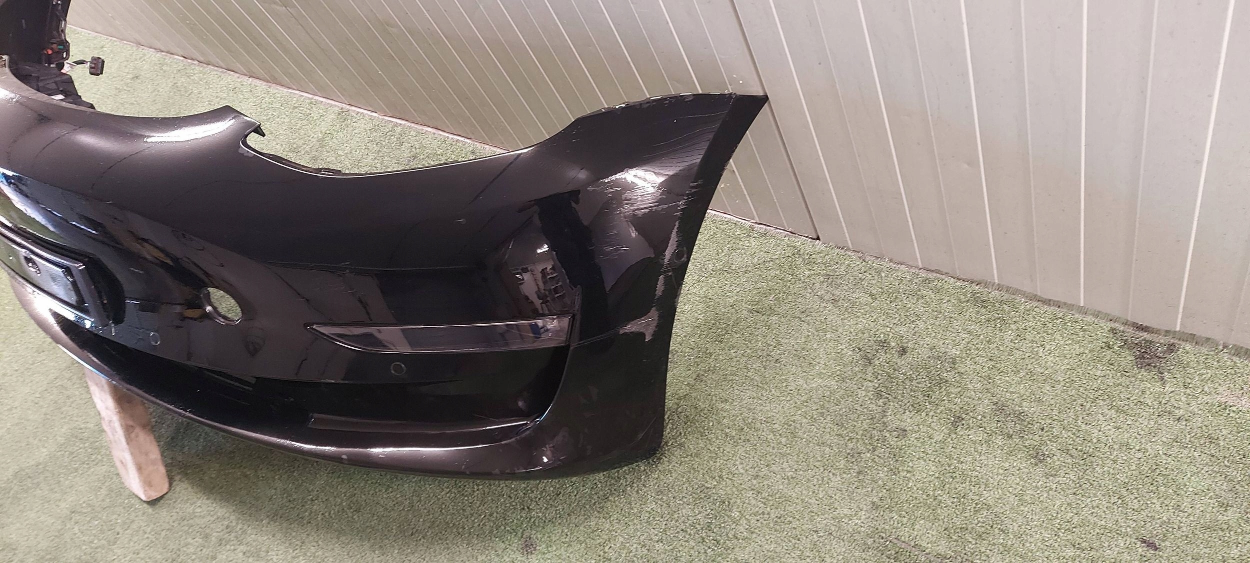 bumper front TESLA MODEL Y LAK: PBSB