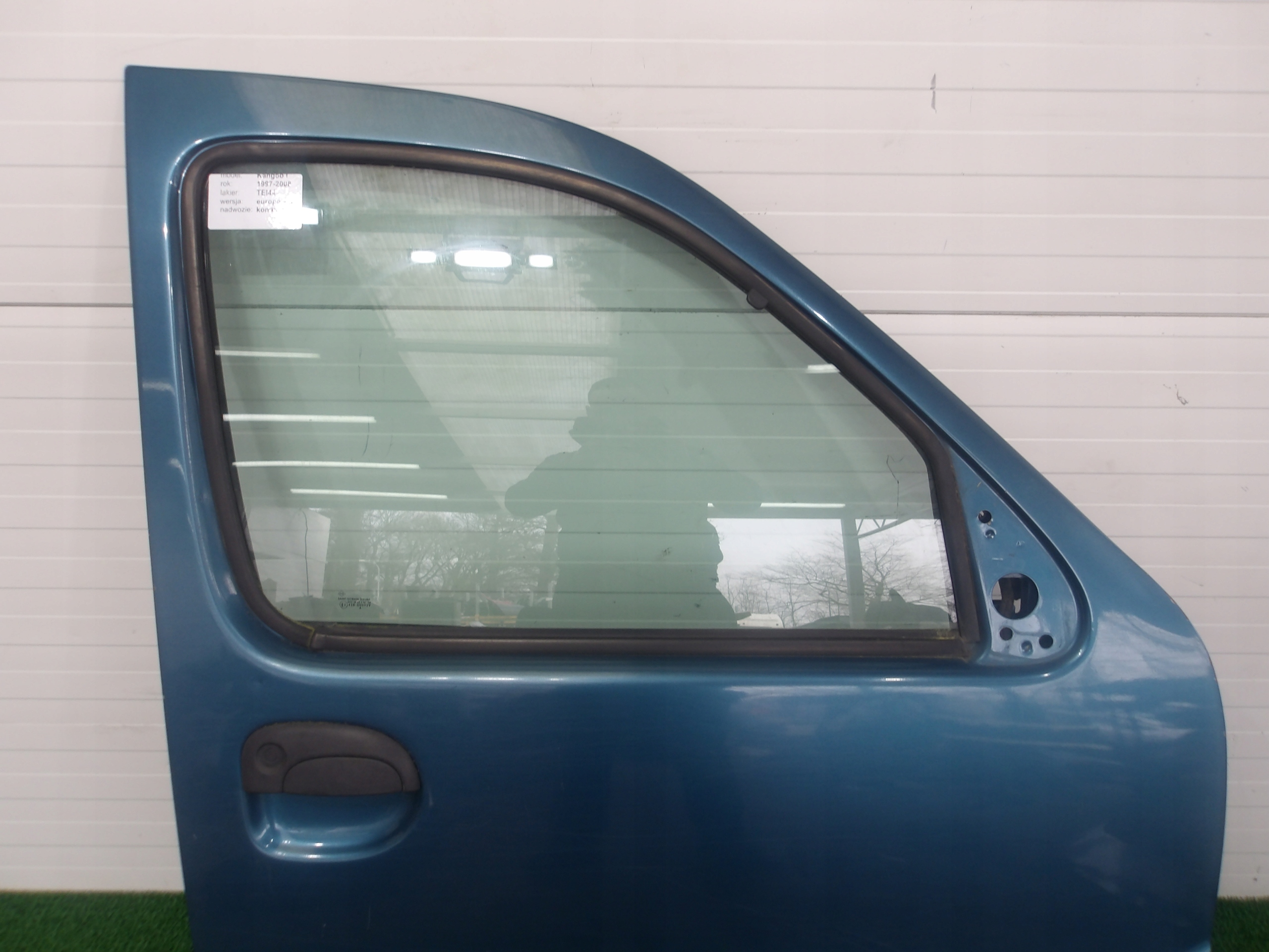 RENAULT KANGOO and 98-08 door front right front SZEROKA moulding TEI44
