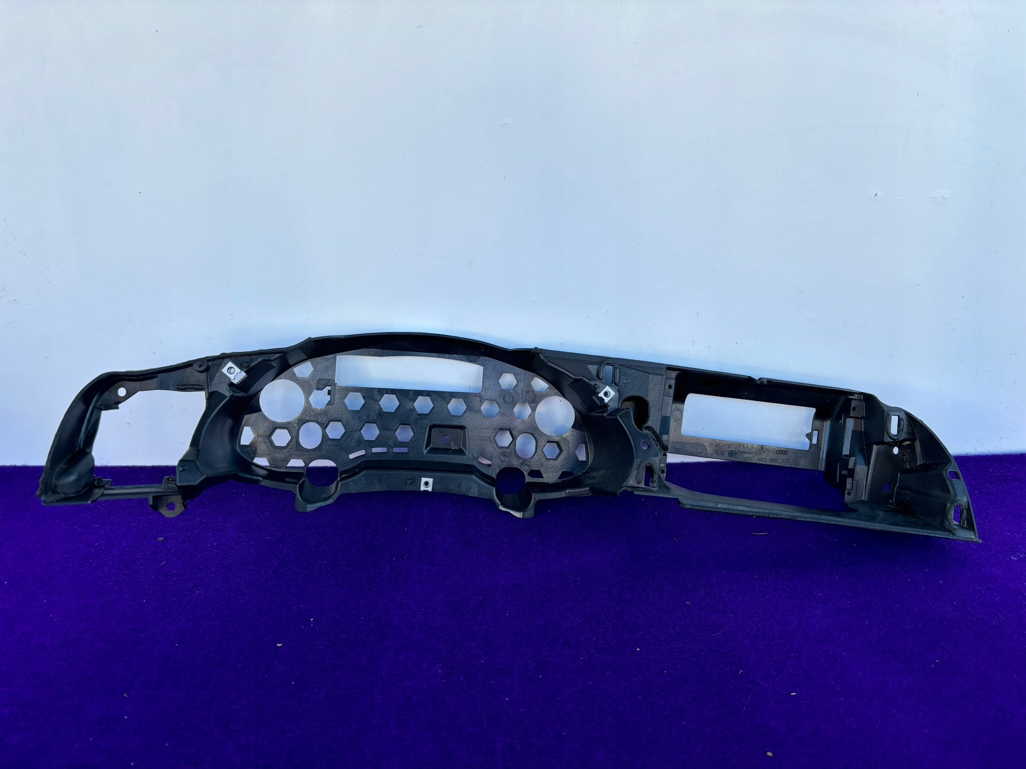 AUDI A4 B8 A5 8T support holder instrument panel frame 8T1857735 K145/264