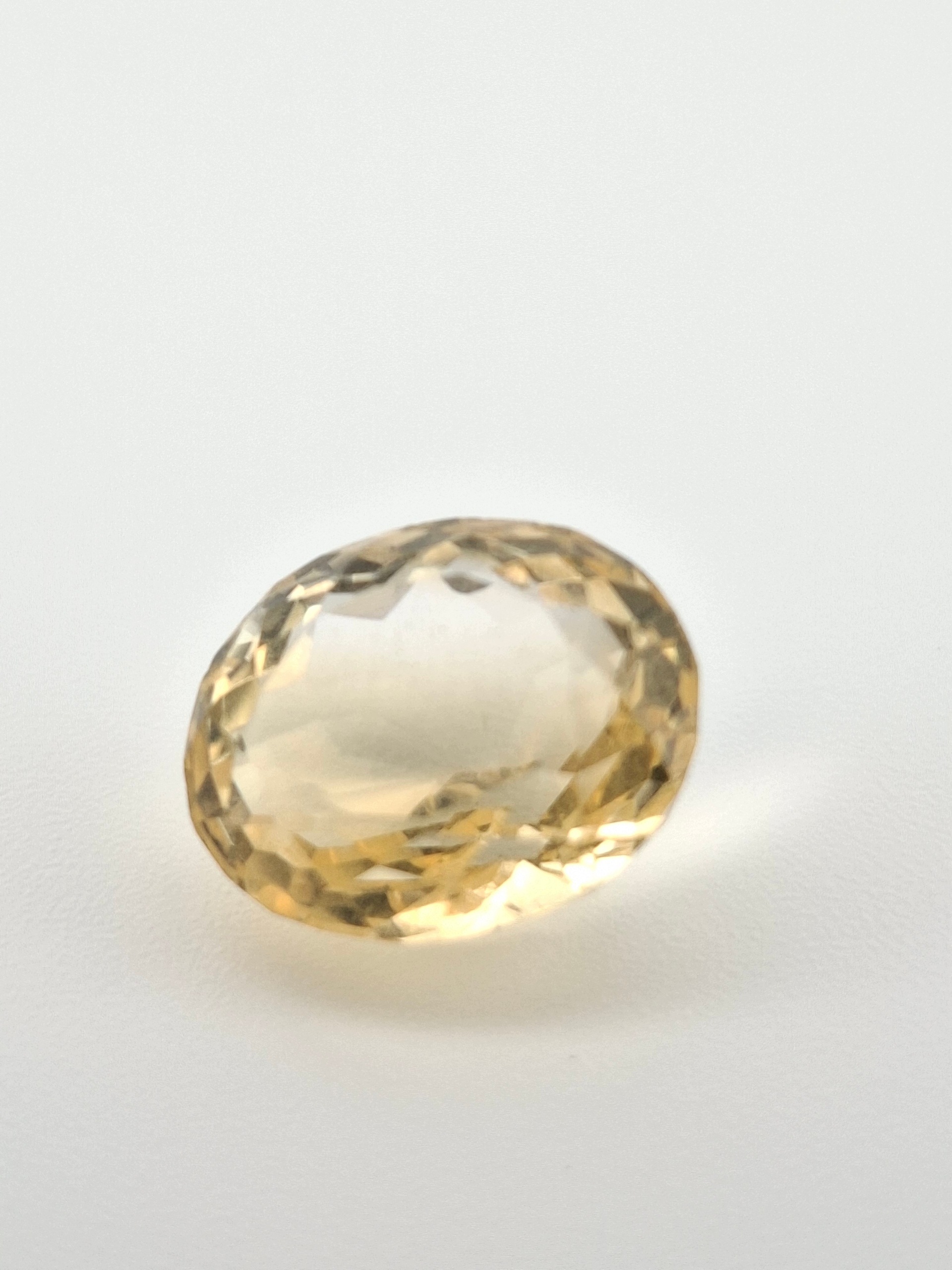Přírodní citron Ovál 14 x 15,3 mm