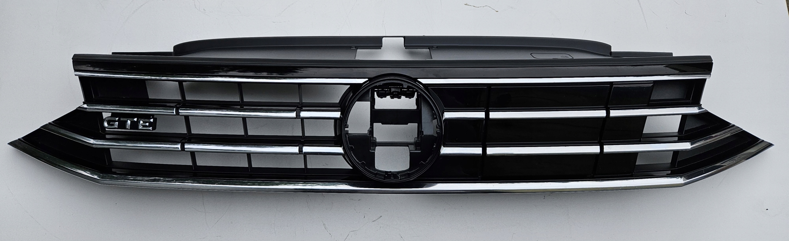 VW PASSAT B8 LIFT 19- GTE ATRAPA GRIL ORYGINAŁ CAŁY