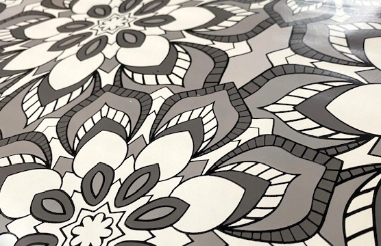 OBRUS CERATA GRUBA NA METRY SZARY KWIAT RETRO Długość 10 cm