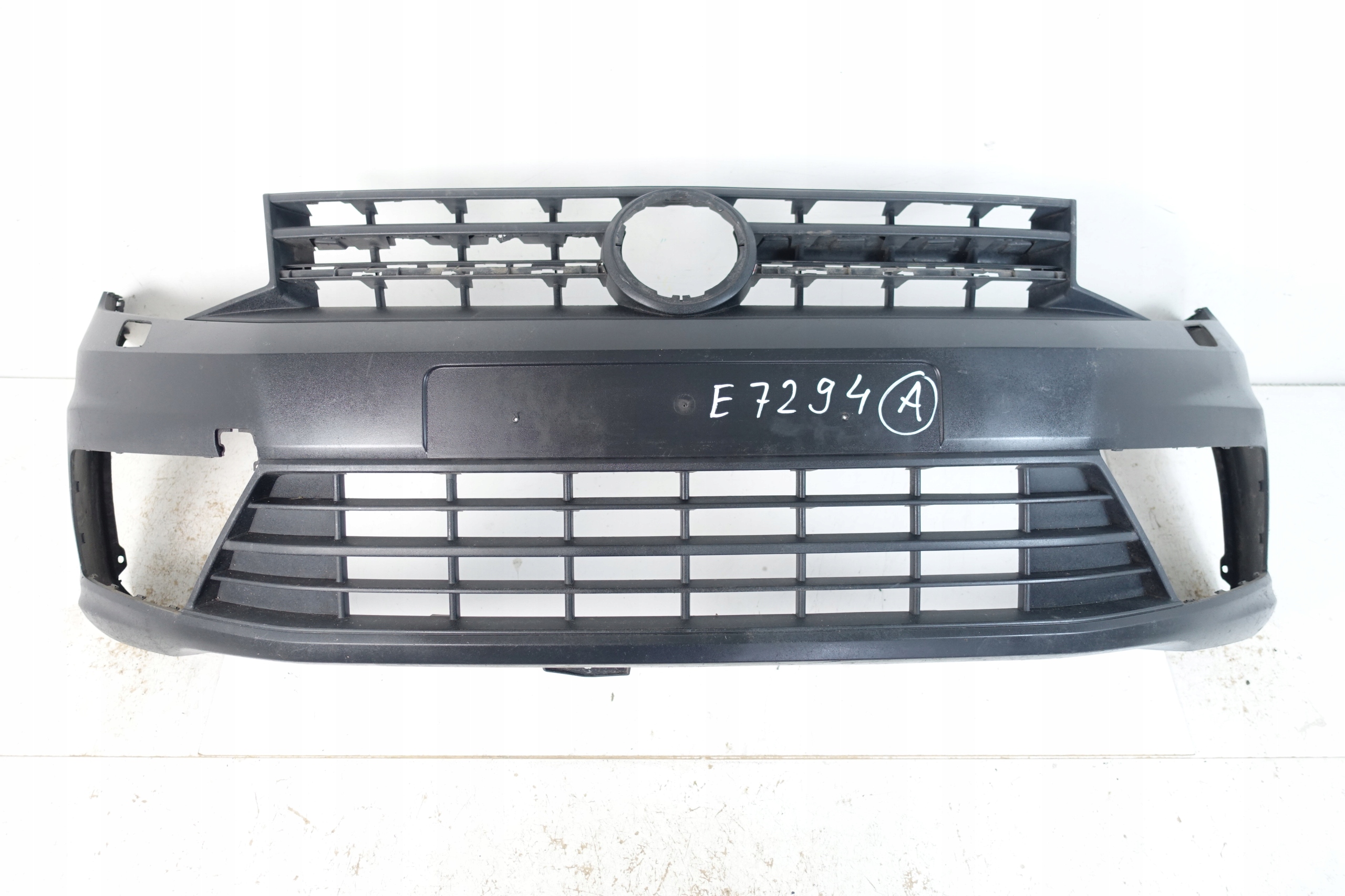 VW CADDY III LIFT nárazník předek přední 2015- 2K5807221J