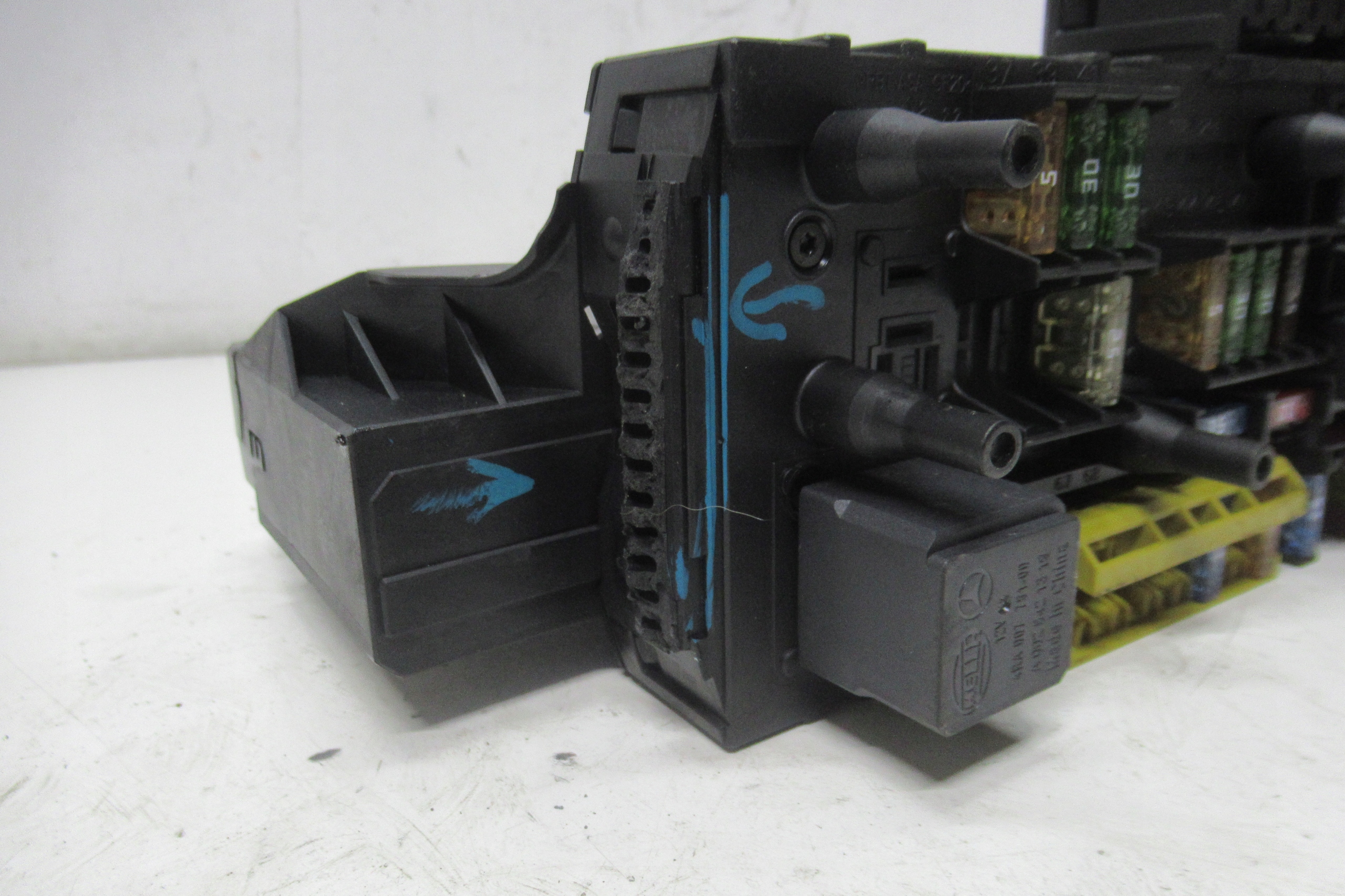MERCEDES W212 15R compartment module SAM 2129003822