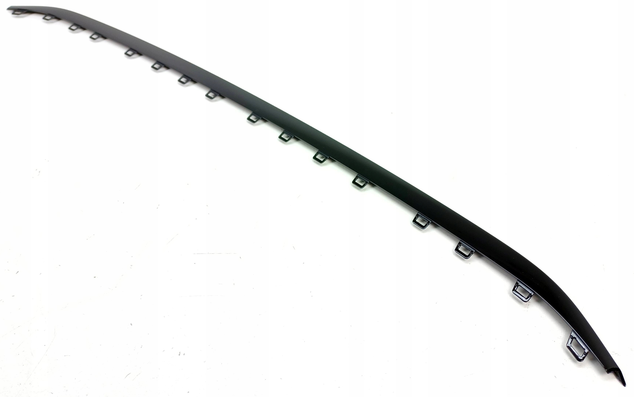 NOWA LISTWA ZDERZAKA PRZOD VW PASSAT B7 3AA853101