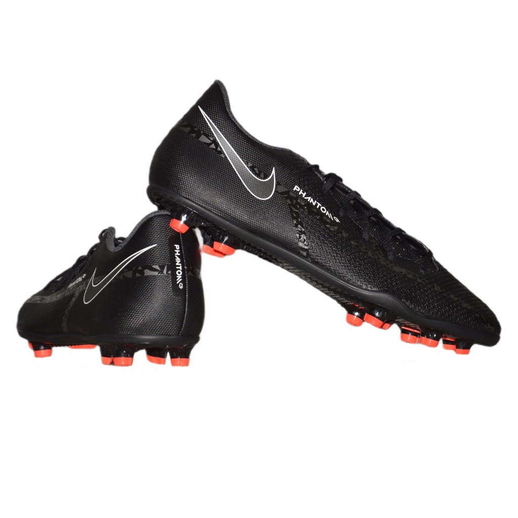 Boty Nike Phantom Korky GT2 Club Fg/mg DA5640 001 Vel. 44.5, 3016