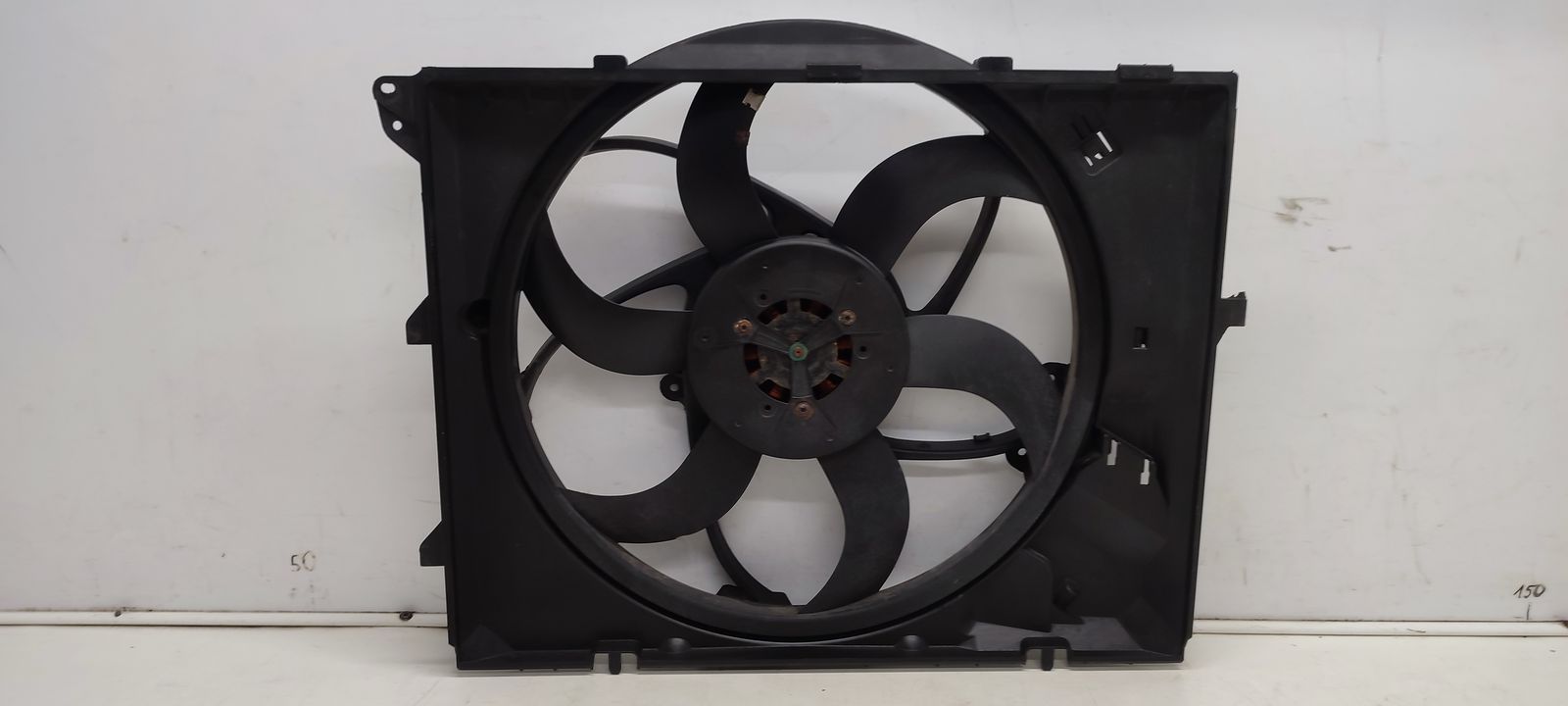 ventola radiatore BMW E90 318i