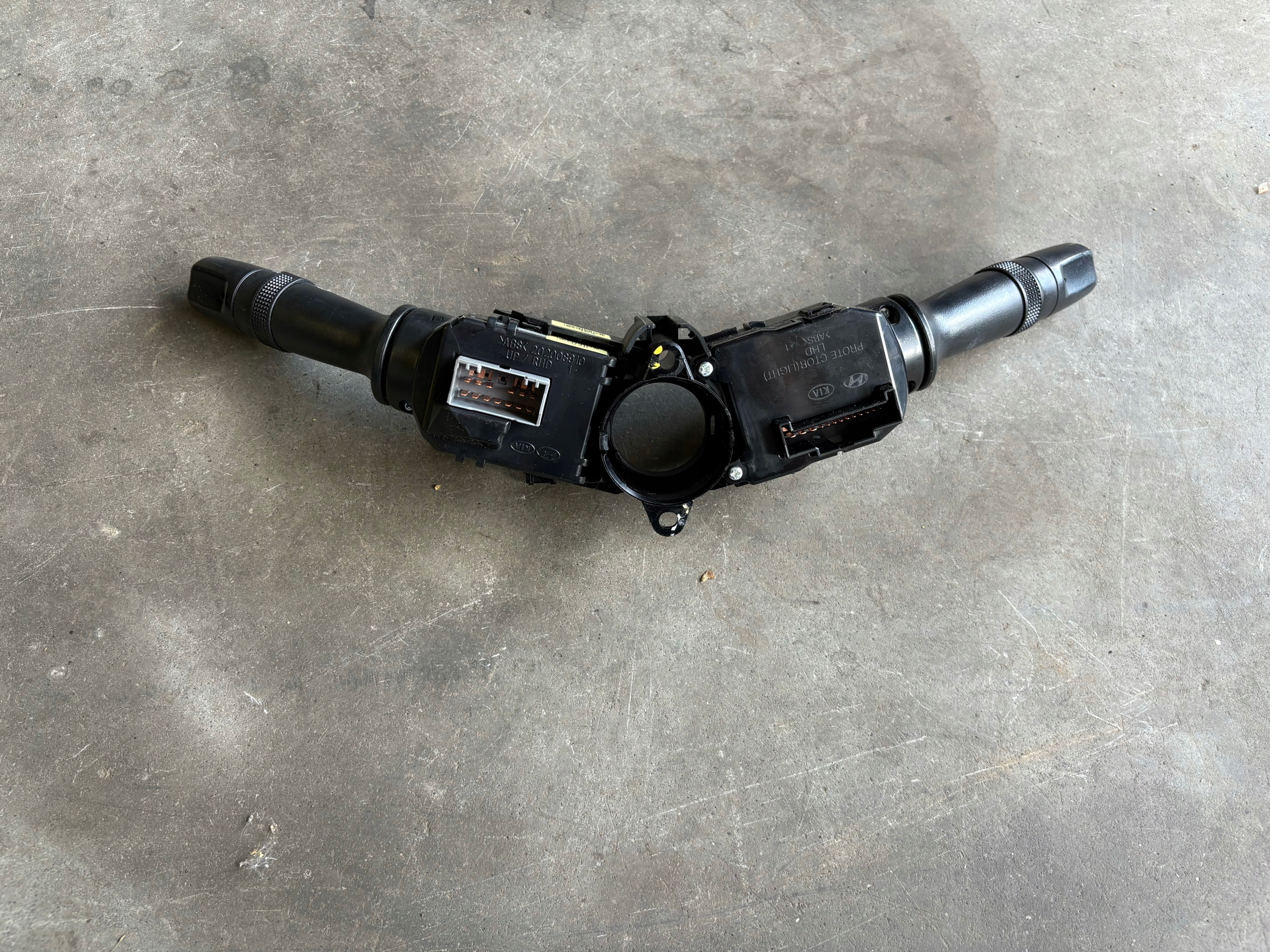 Kia Soul II 1.6 GDI light switch of wipers