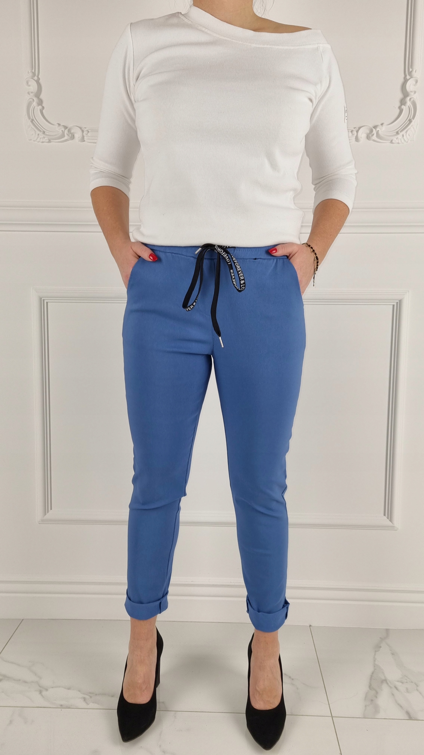 ELASTYCZNE - SPODNIE - DAMSKIE - CYGARETKI -GUMKA Stan (wysokość w pasie) wysoki