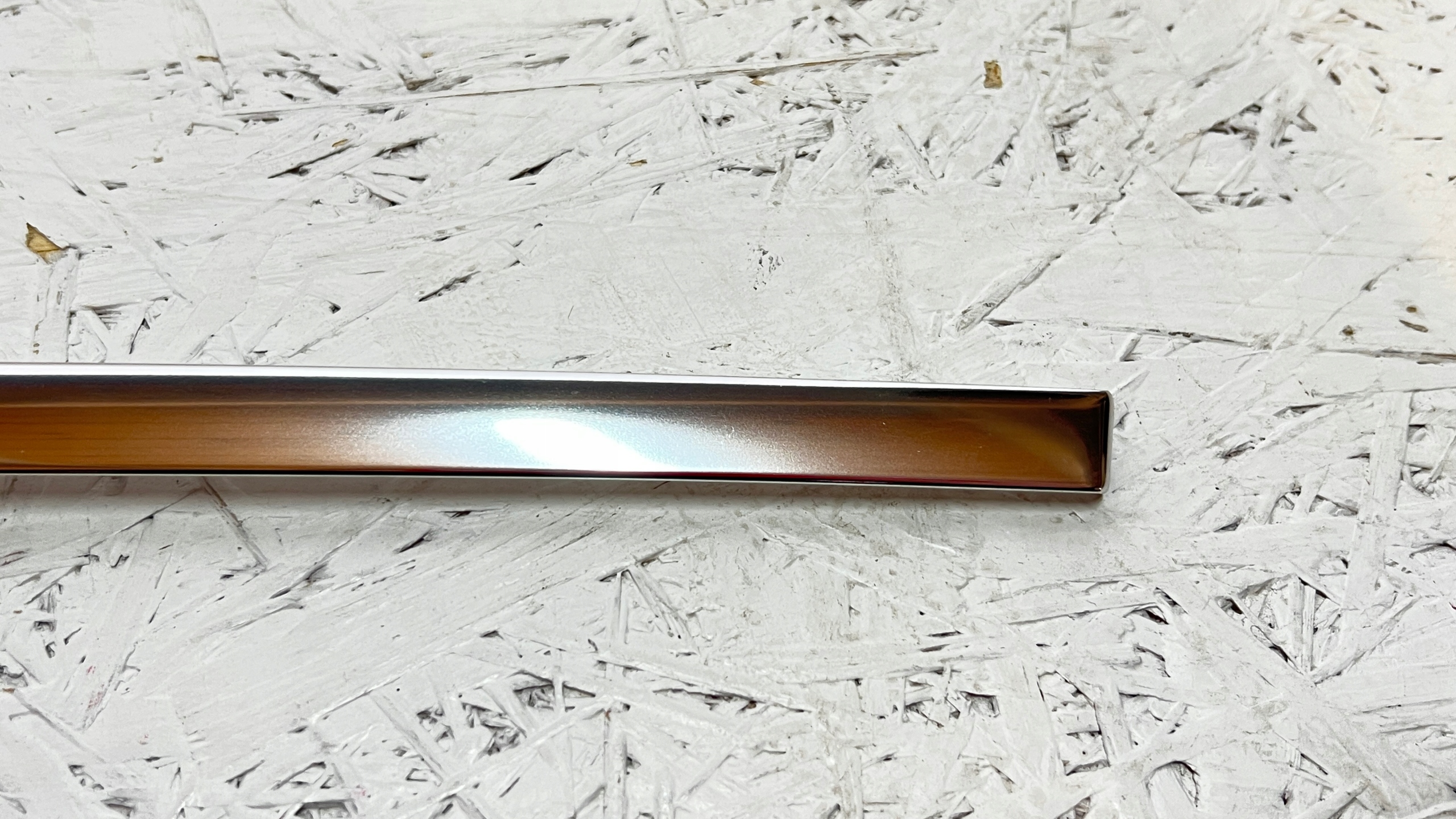 VW TOUAREG 7P0 LISTWA CHROM DRZWI LEWY PRZÓD 7P0853985 NOWA Numer katalogowy części 7P0853985 VW TOUAREG 7P0 LISTWA CHROM DRZWI LEWY PRZÓD