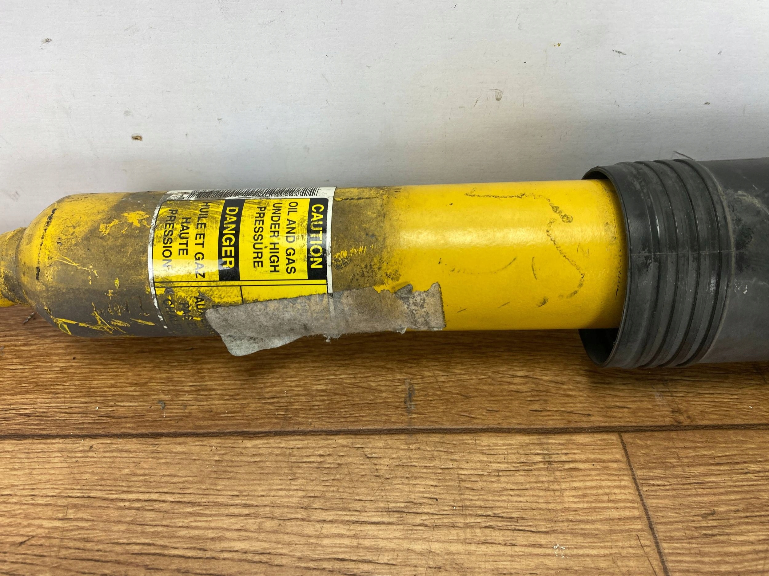 shock absorber rear BILSTEIN Dodge Charger 2015+