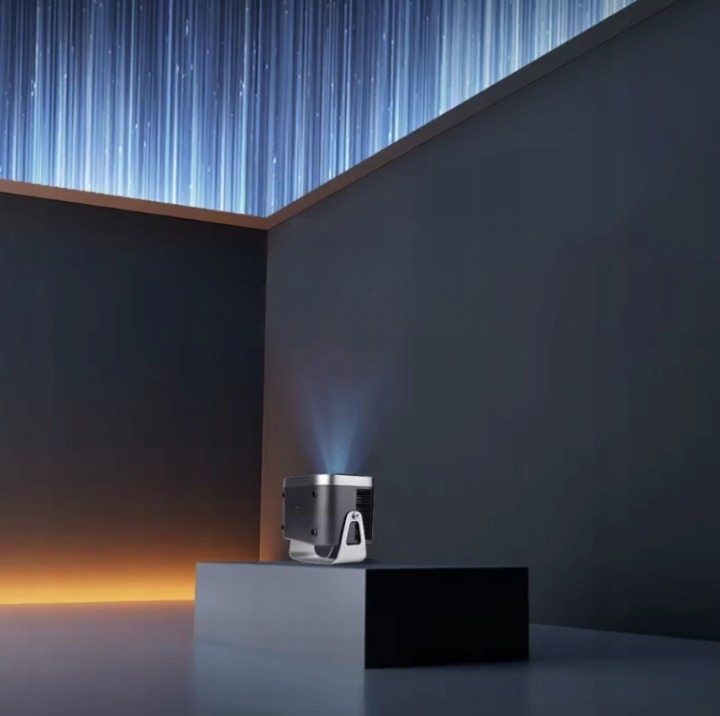 PROJEKTOR SMART WIFI ANDROID TV FULL HD RZUTNIK LED OBROTOWY PRZENOŚNY IDEA Model Smart Pro 2024