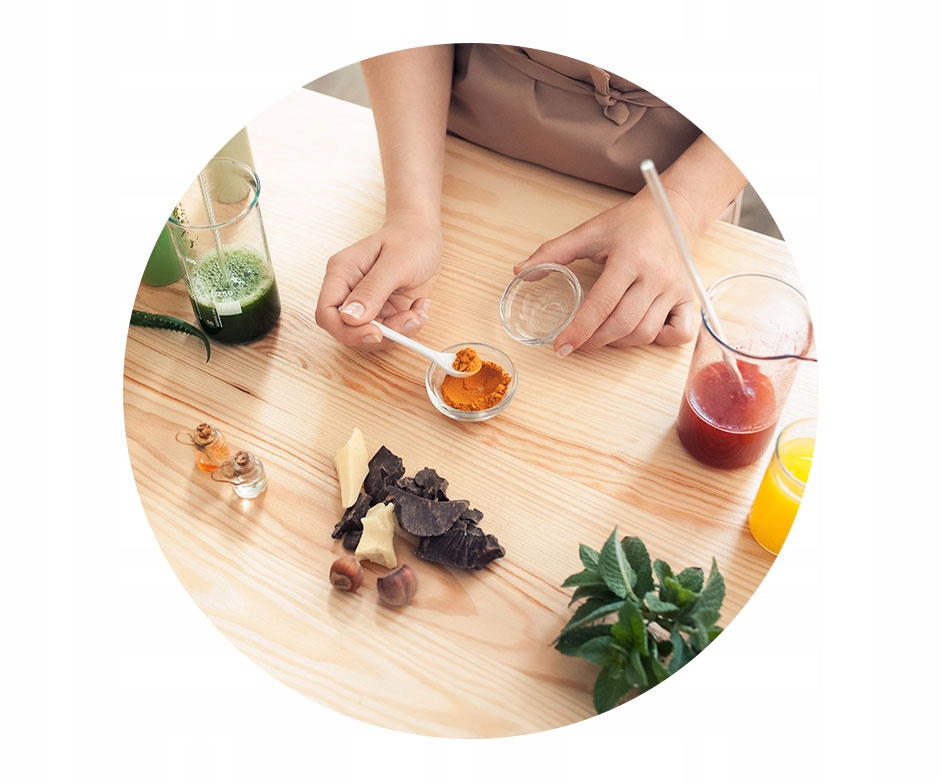 NATURALNY BALSAM DO CIAŁA I RĄK 150ml MANU NATU Opakowanie butelka z pompką