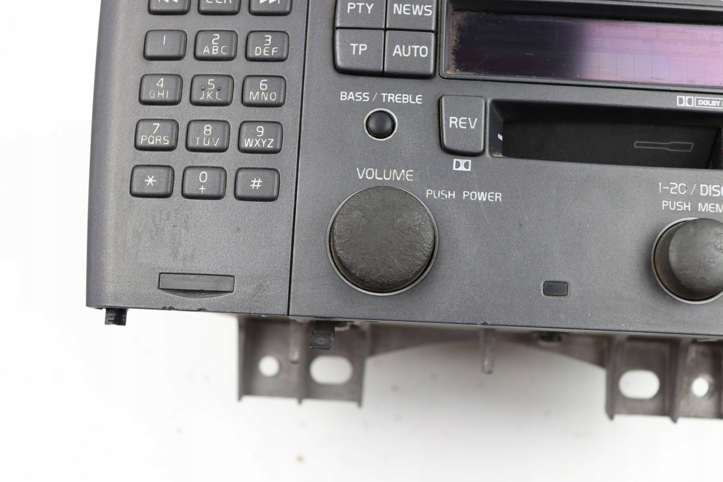 VOLVO S80 and RADIO FABRYCZE CD control panel 86511451