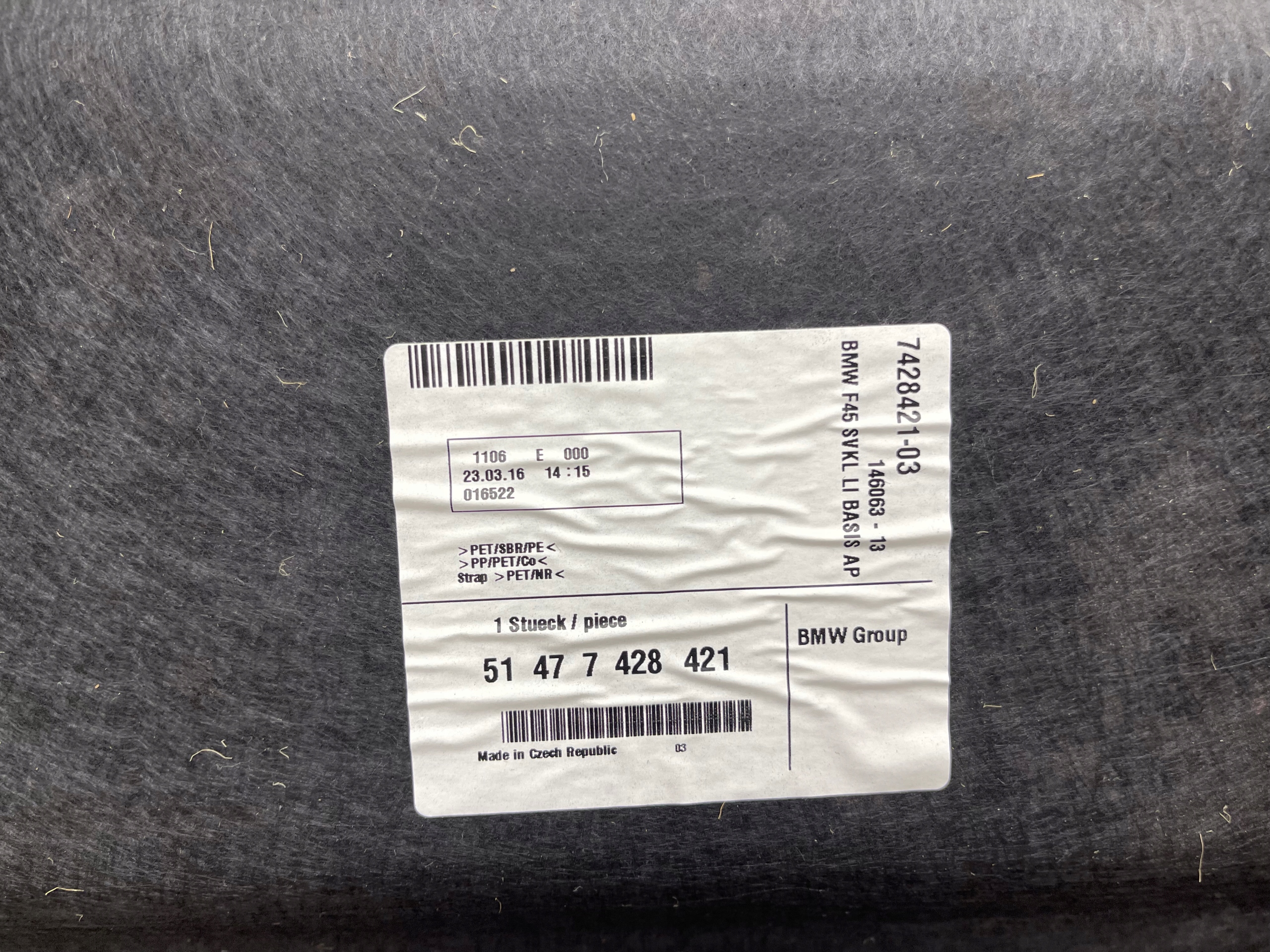 BMW 2 F45 boot upholstery left 7428421