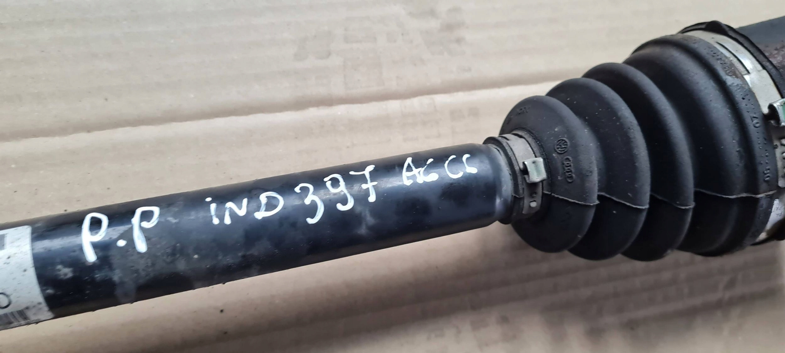 A6 C6 LIFT semi-axis semi-axis right front 2.0 TDI AUTOMAT 4F0407272N