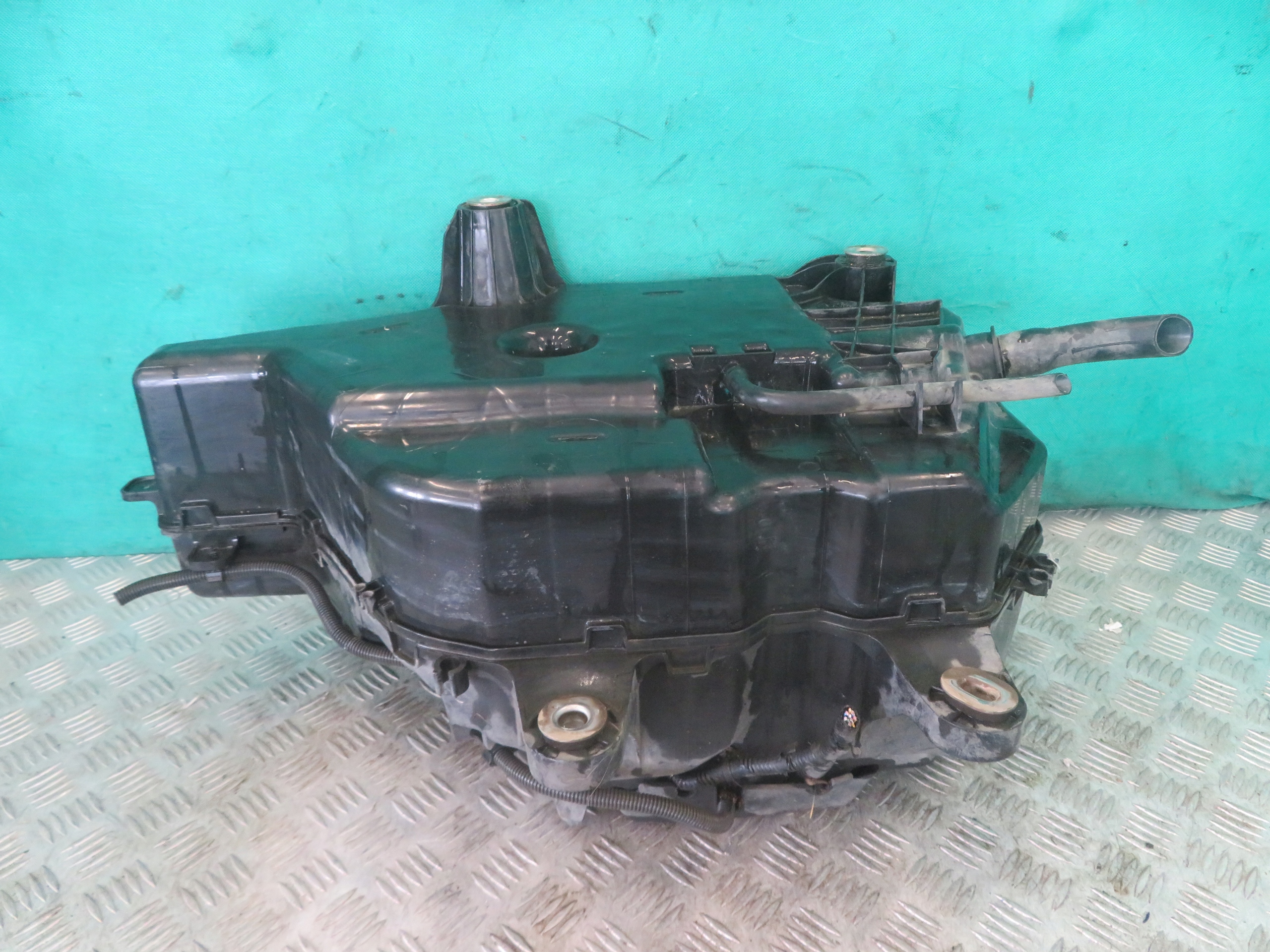 serbatoio Pompa ADBLUE FORD TRANSIT MK8 24R KK31-5J228-AF