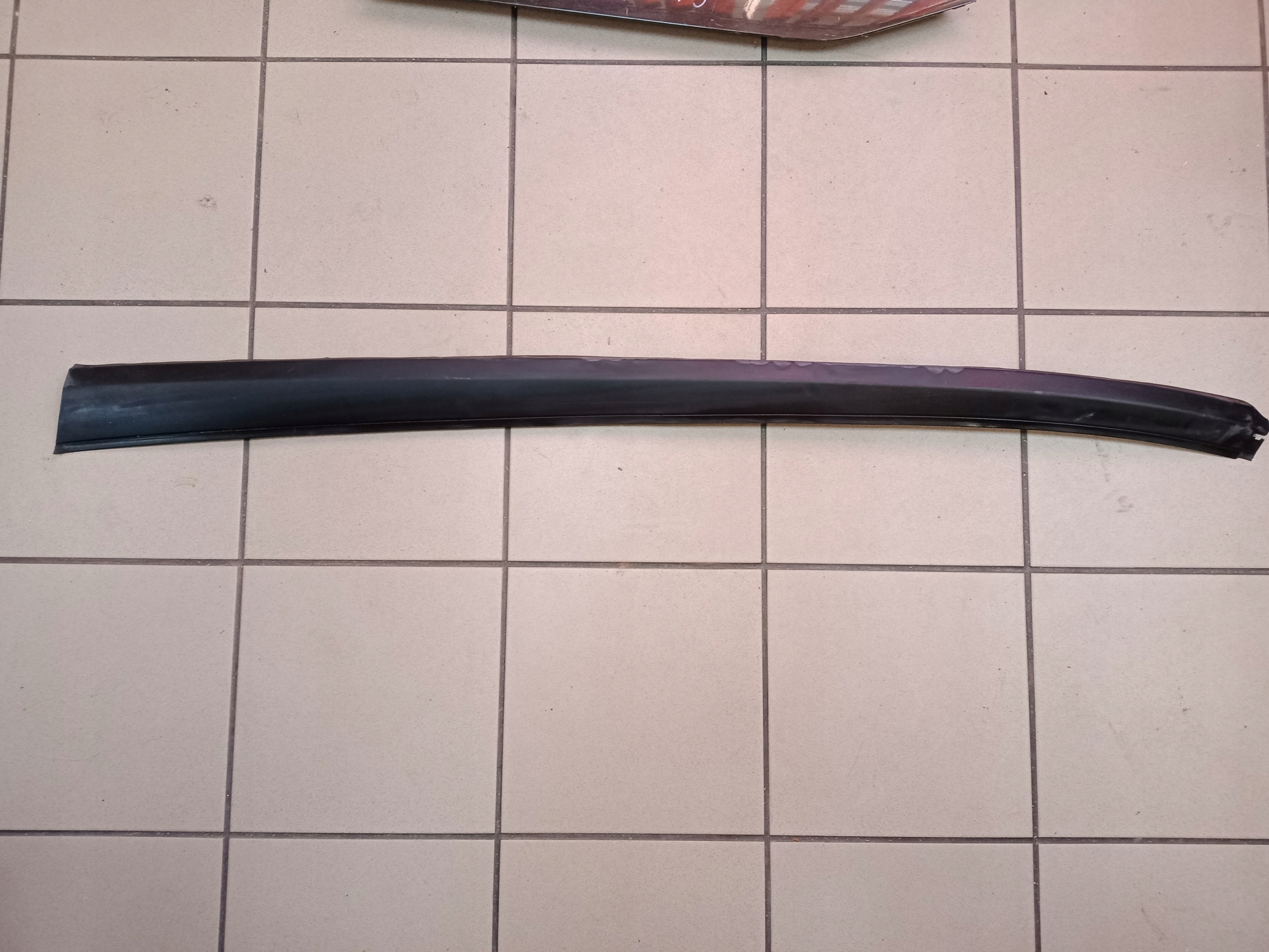 DODGE CALIBER 06-11 ОБШИВКА КРЫШИ СПРАВА