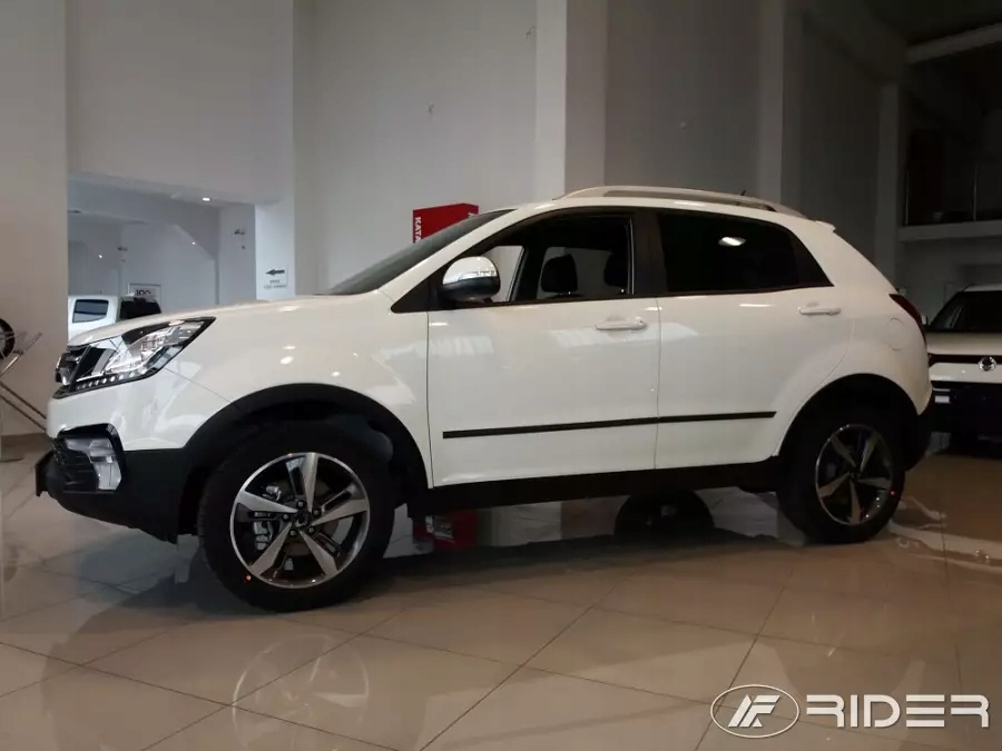 Ssangyong Korando 2017 – bočné lišty
