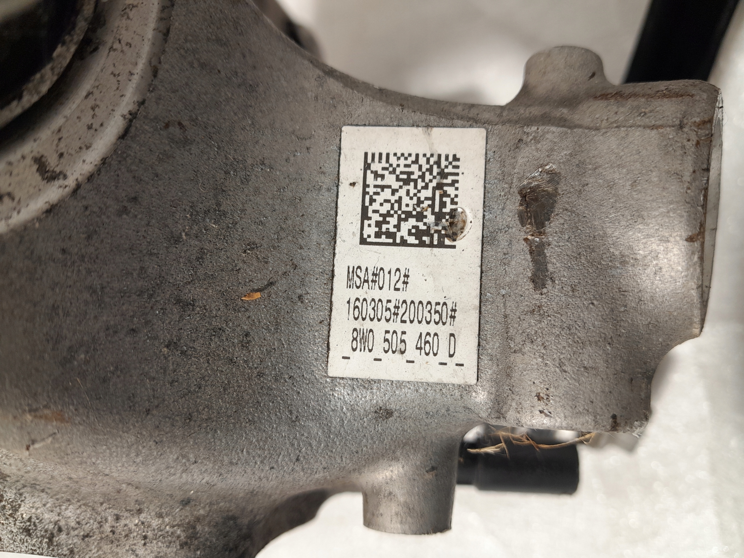 AUDI A4 B9 swing arm right rear part 8W0505460D 8W0505436AA