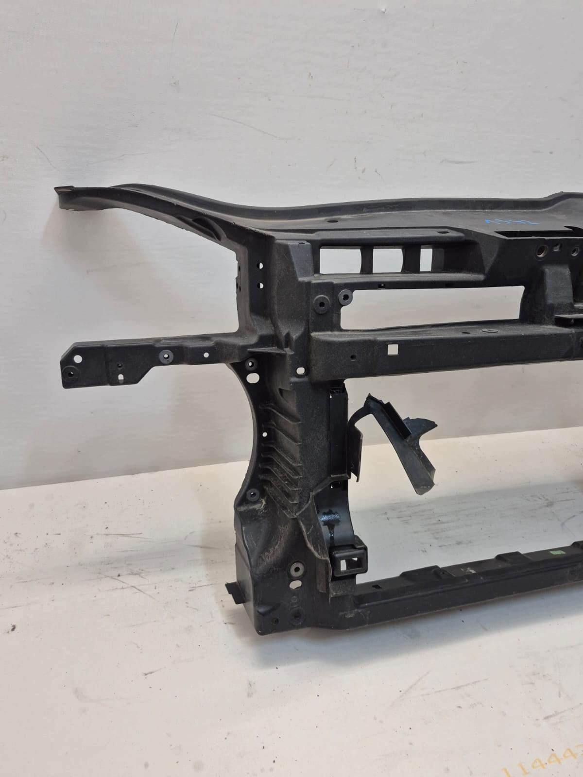 VW GOLF V 5 03-09 support panel for radiators pillar