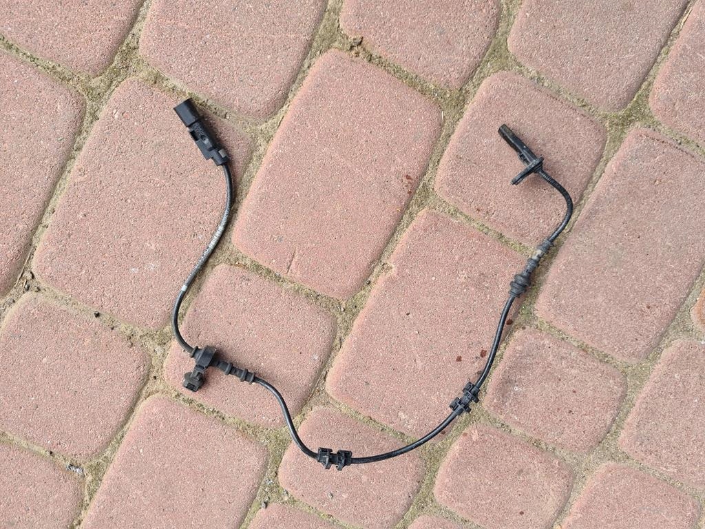 sensor ABS rear part rear Opel Insignia B 84336585