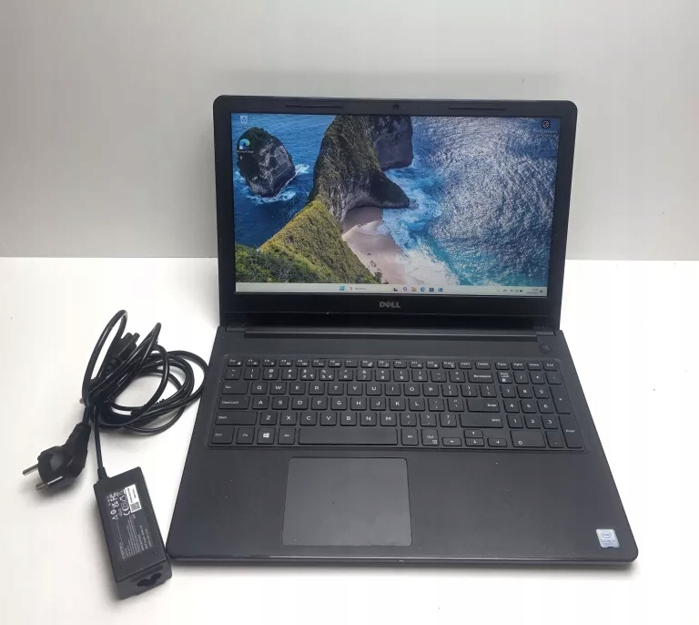 Dell Vostro 15 3000 w Laptopy, notebooki, ultrabooki Dell