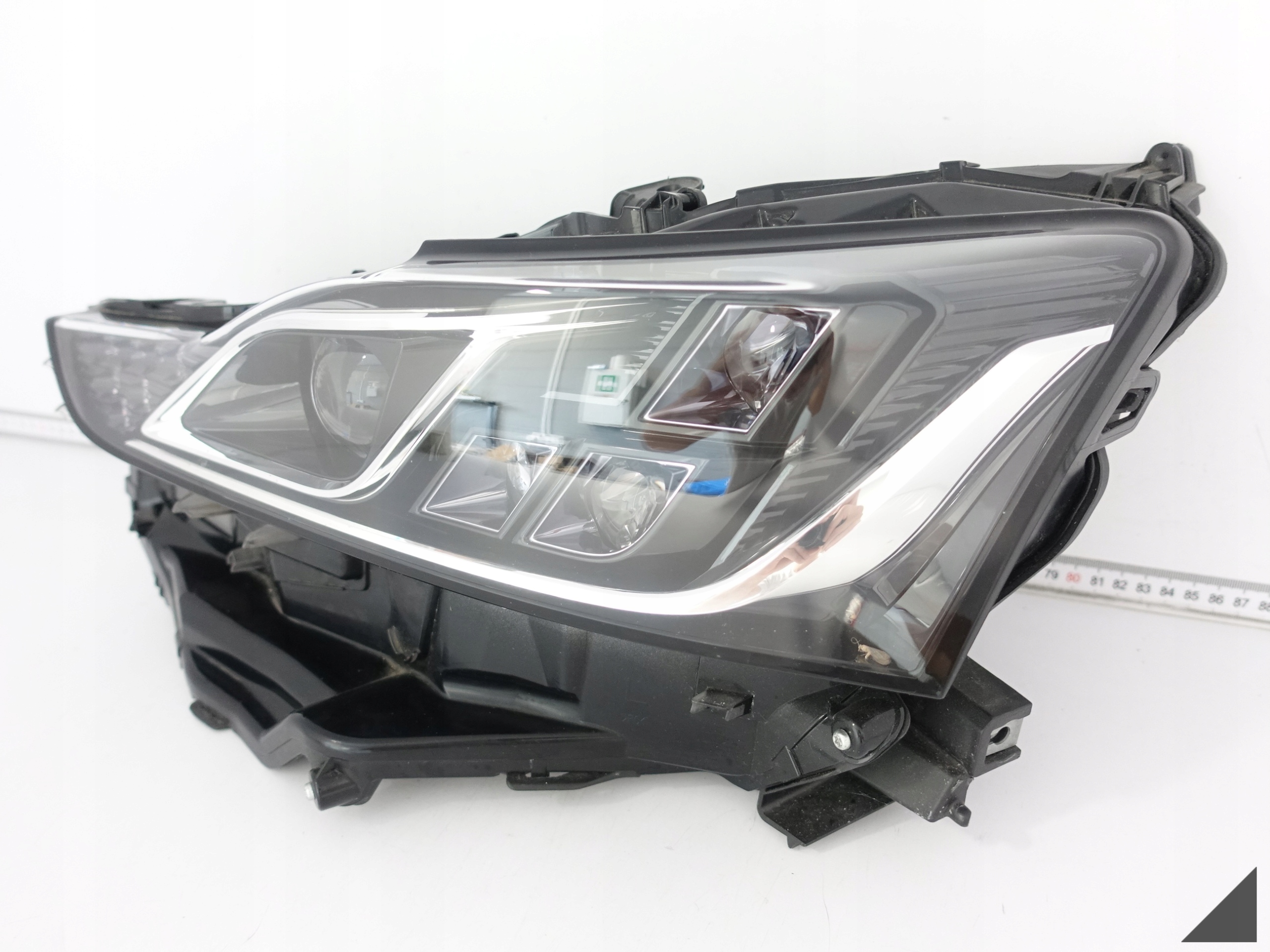LEXUS IS III 3 LIFT 16- FULL LED left front EU light