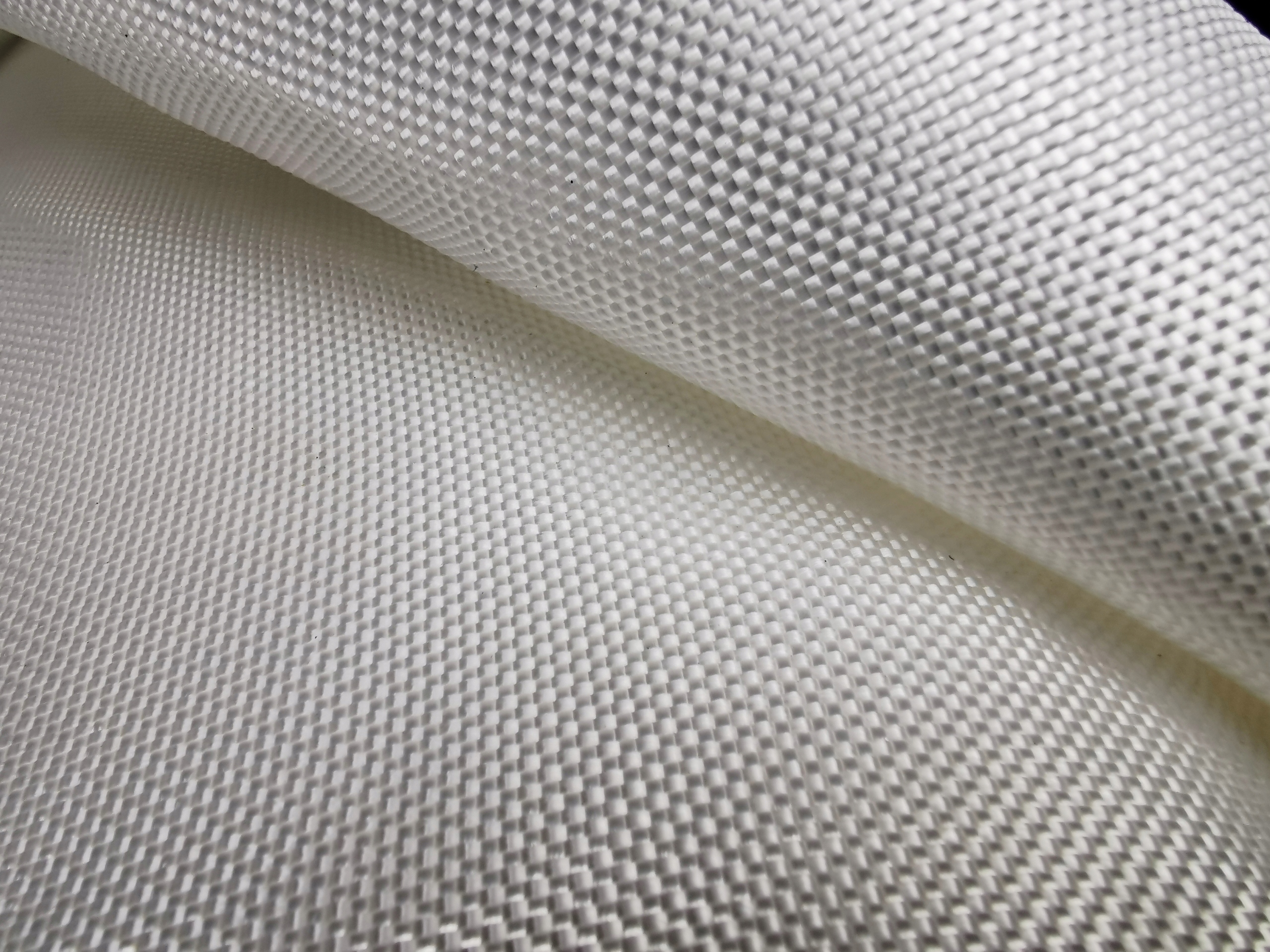 Geotkanina mocniejsza niż geowłóknina 200kN 5,4m