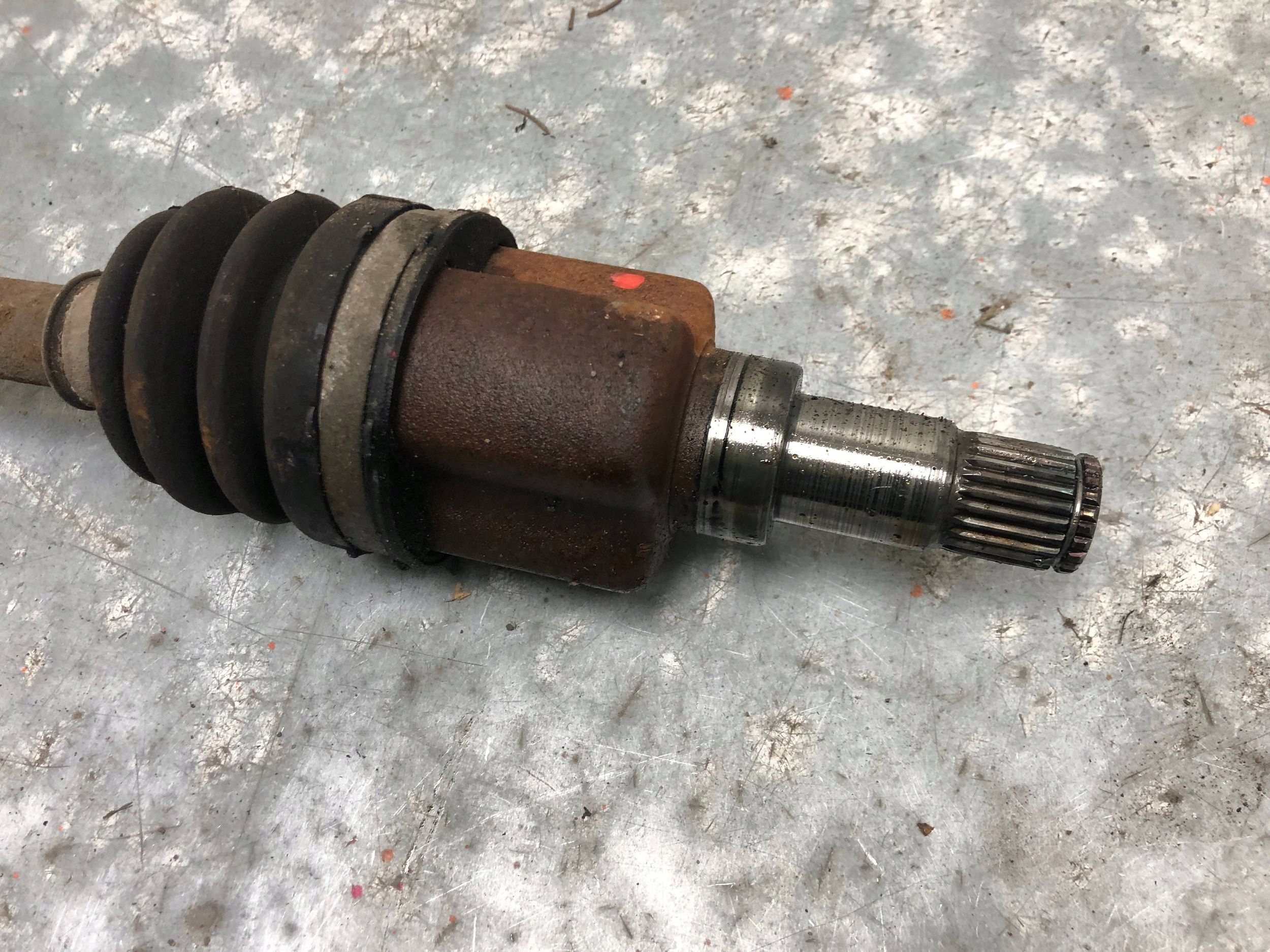 semi-axis left FORD FIESTA MK7