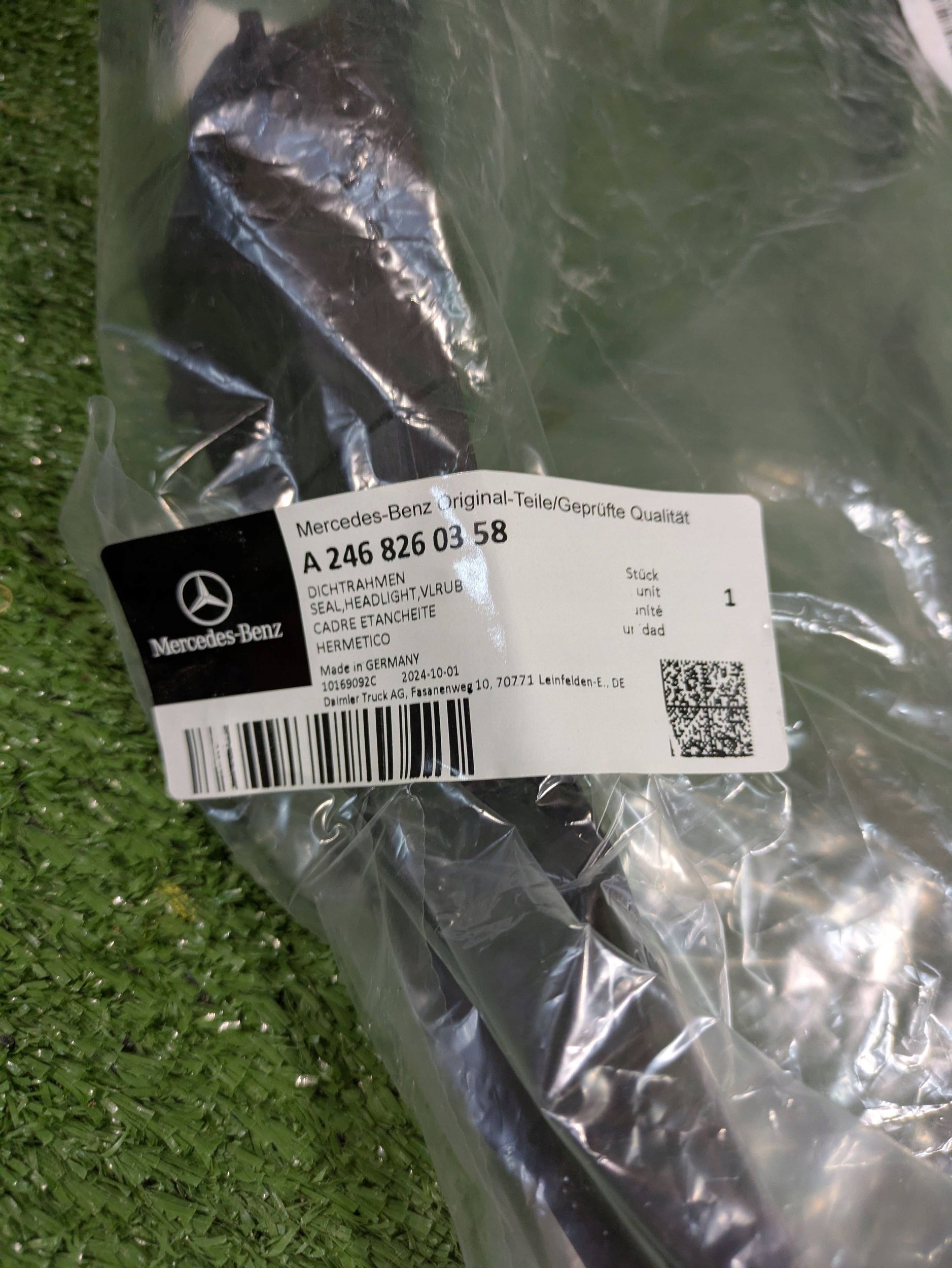 gasket REFLEKTORA left MERCEDES B-KLASA W246 LIFT