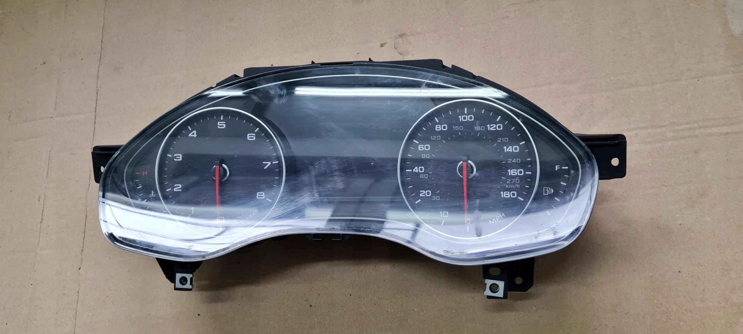 A7 4G dials clock dials 3.0 TFSI 4G8920983 below RADAR NIGHT USA