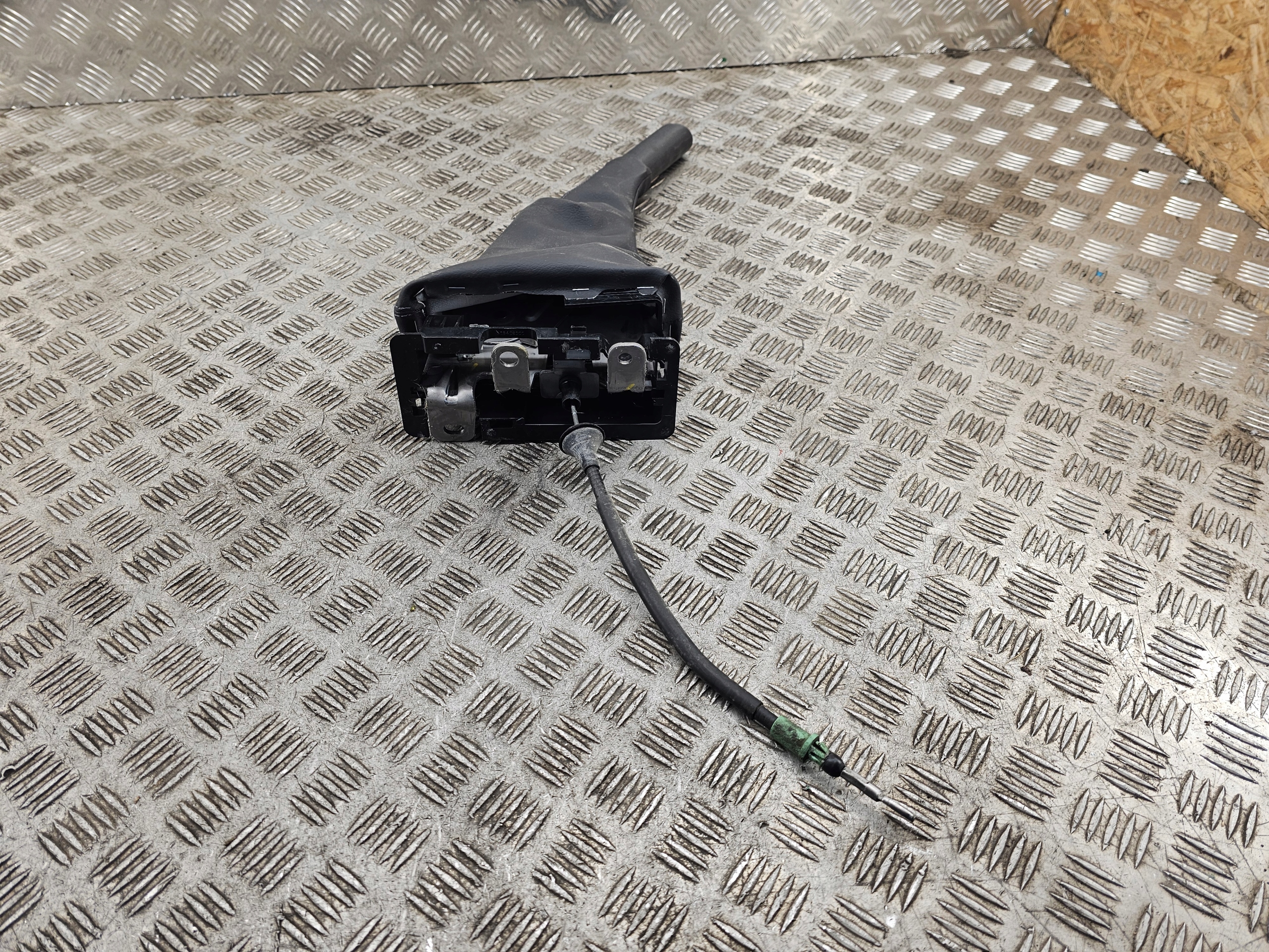 frein électrique TRAFIC VIVARO III 361352580R