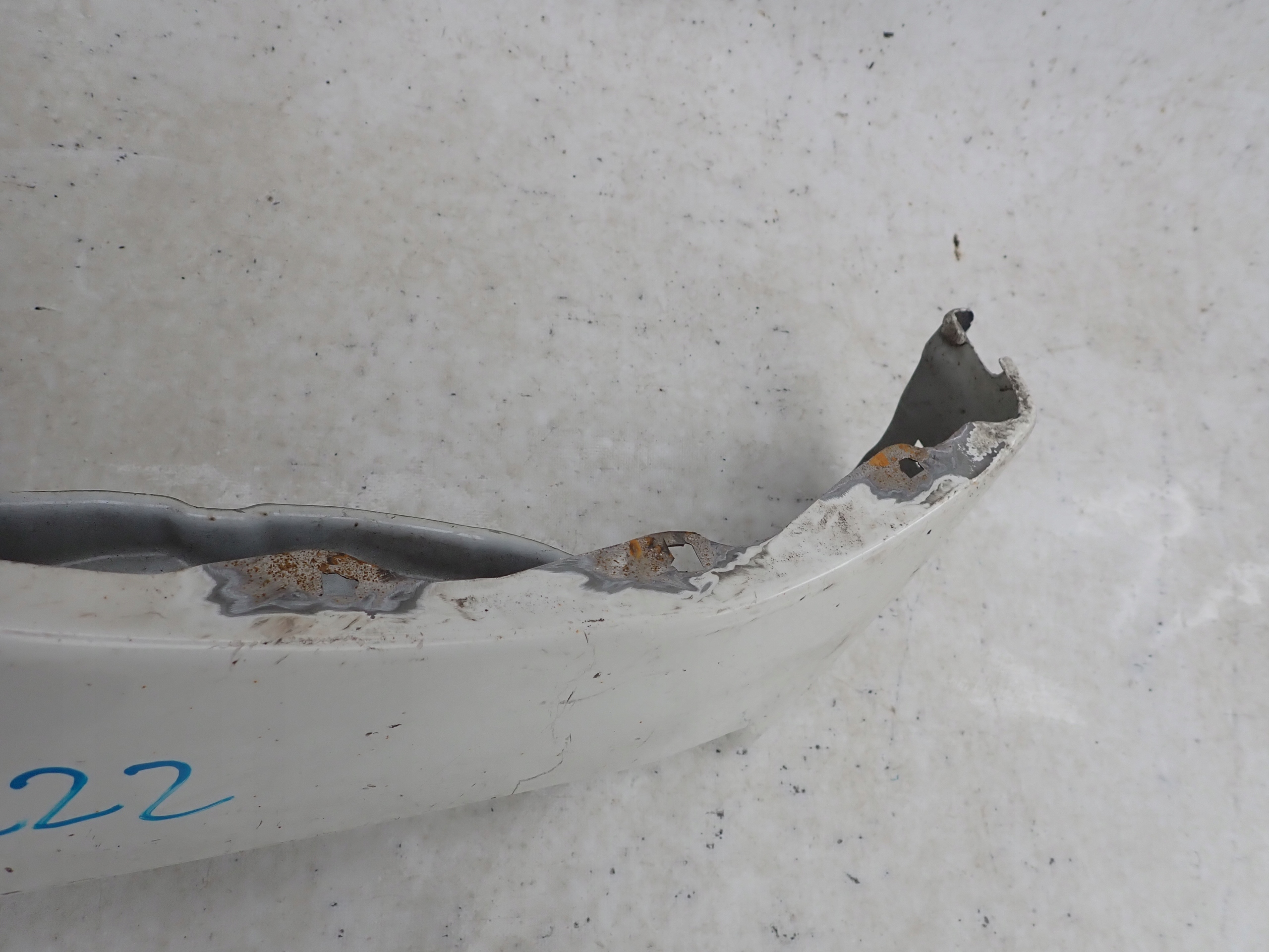 NISSAN LEAF and 10- fender right front front