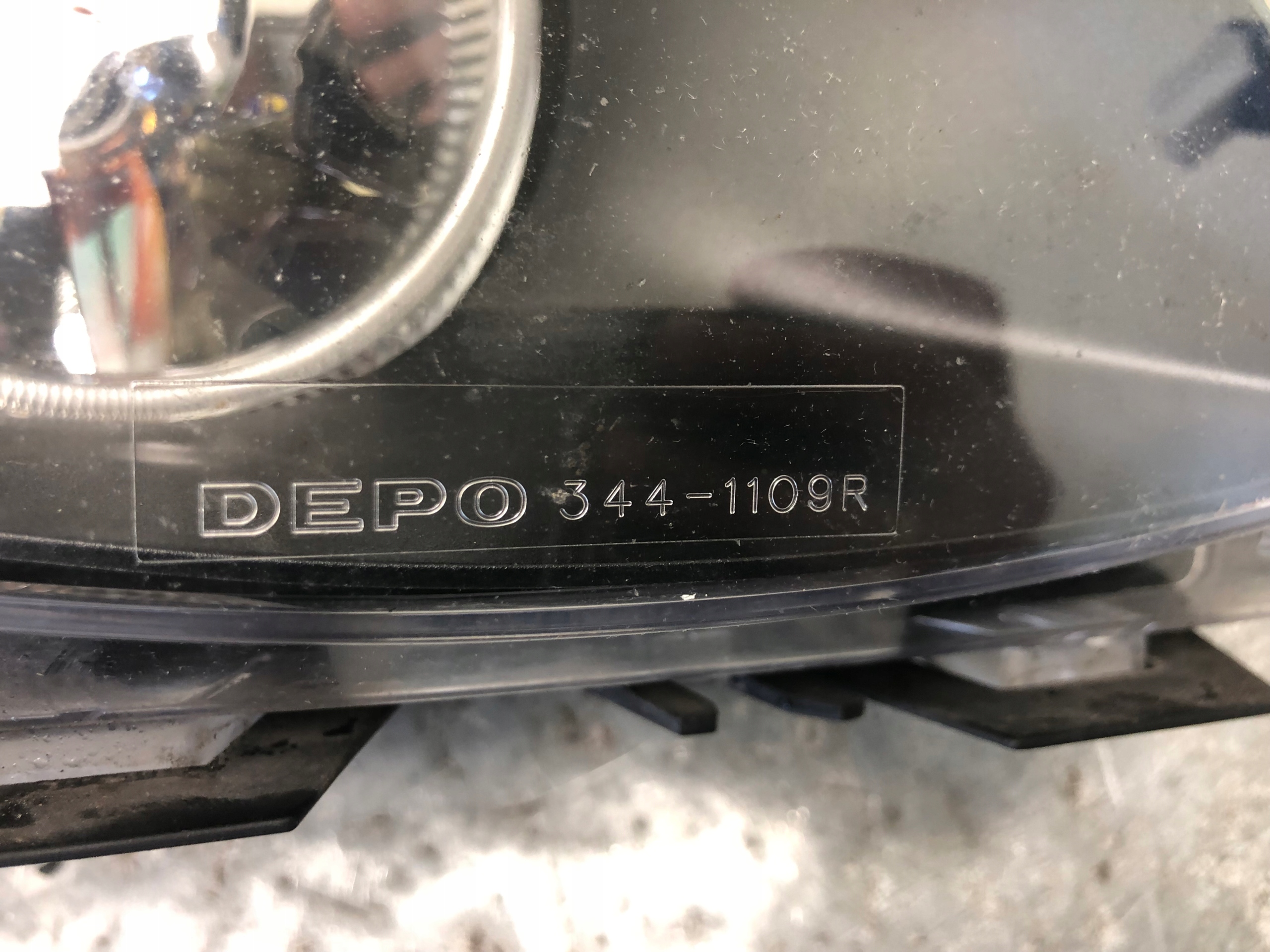 light right front BMW E46 6910956