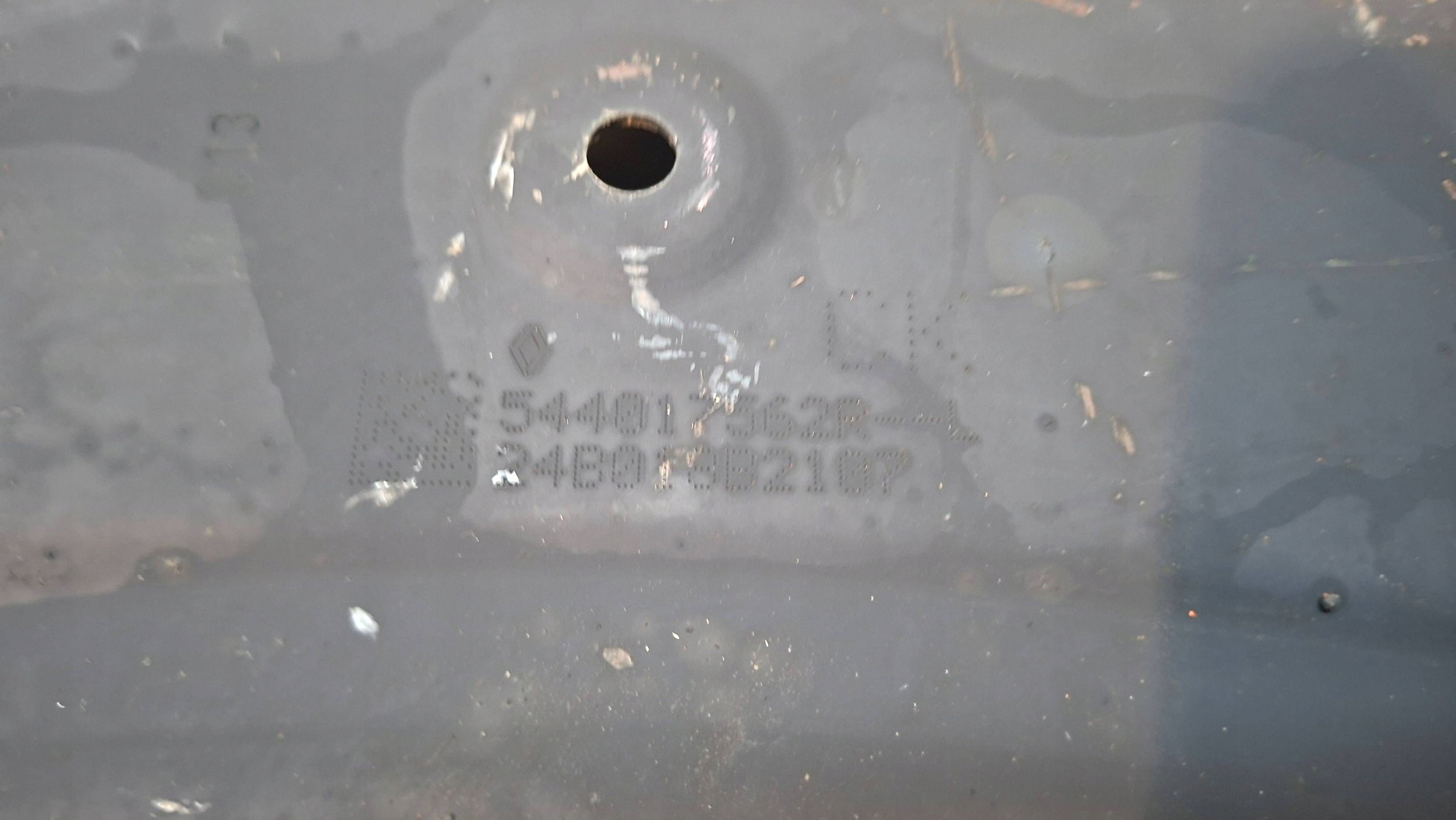 axle beam front 544017562R RENAULT CLIO V 2019