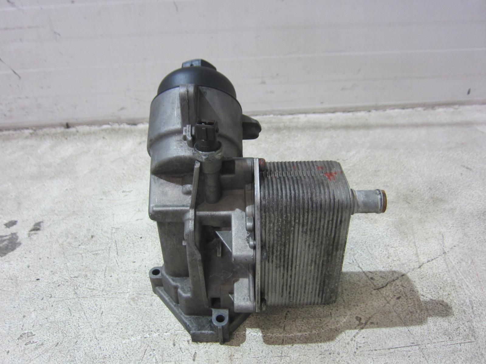 BMW E39 E46 E53 E38 M57 3.0D 184KM Gehäuse filter oil Kühler 8792145